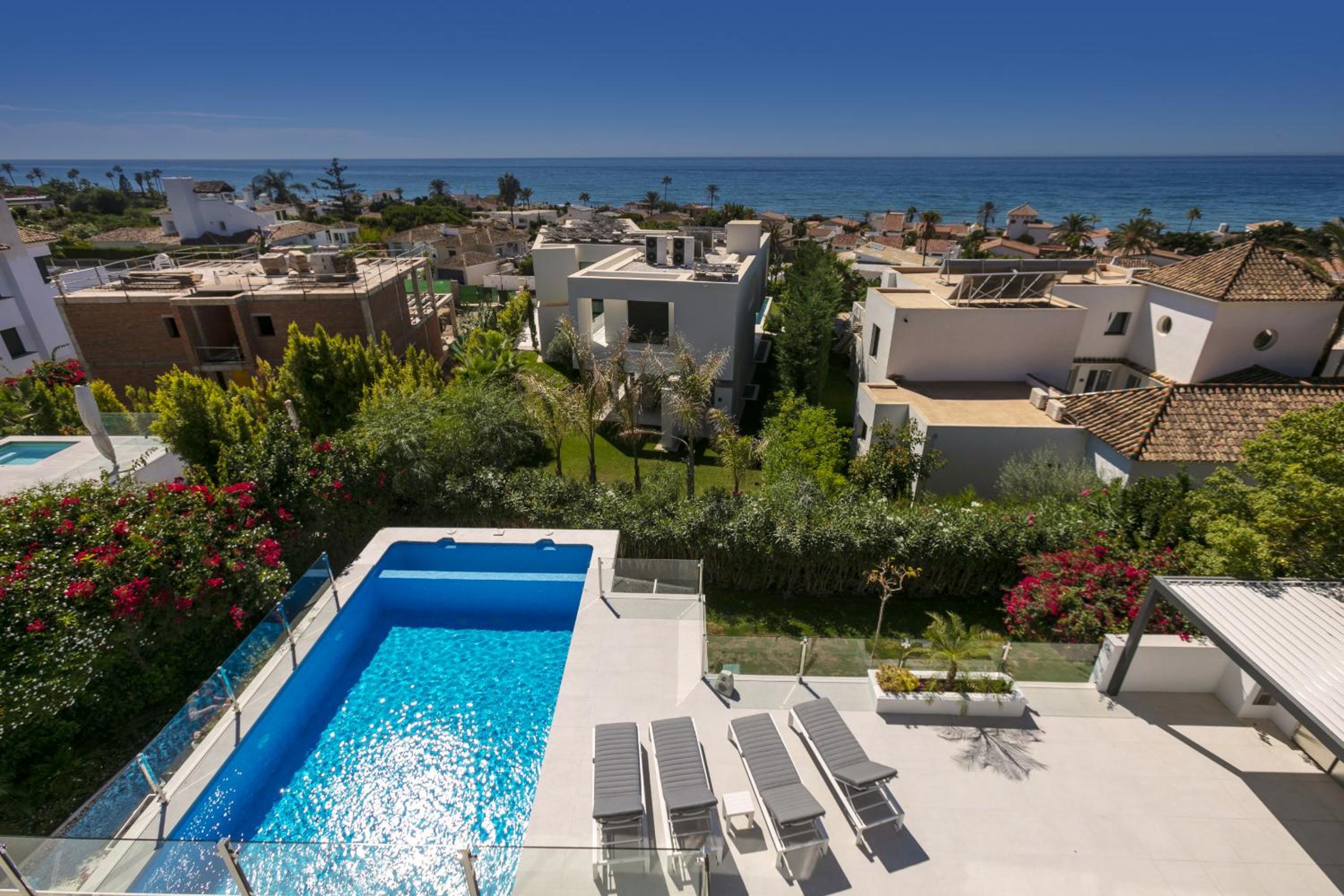 Villa La Perla by Finest Rentals