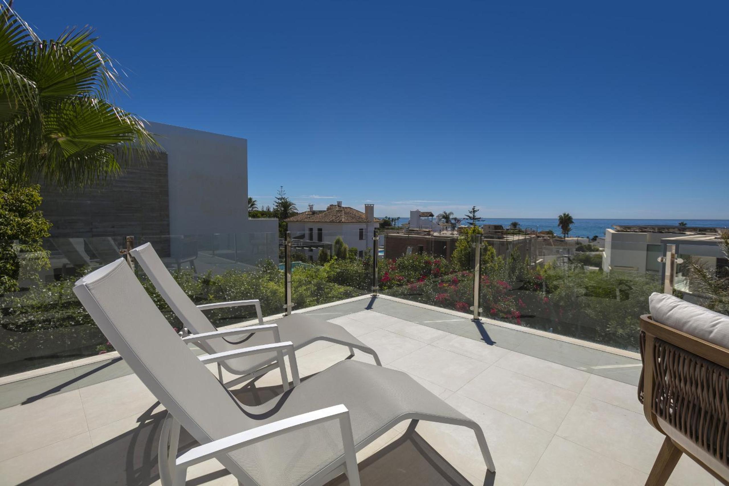 Villa La Perla by Finest Rentals