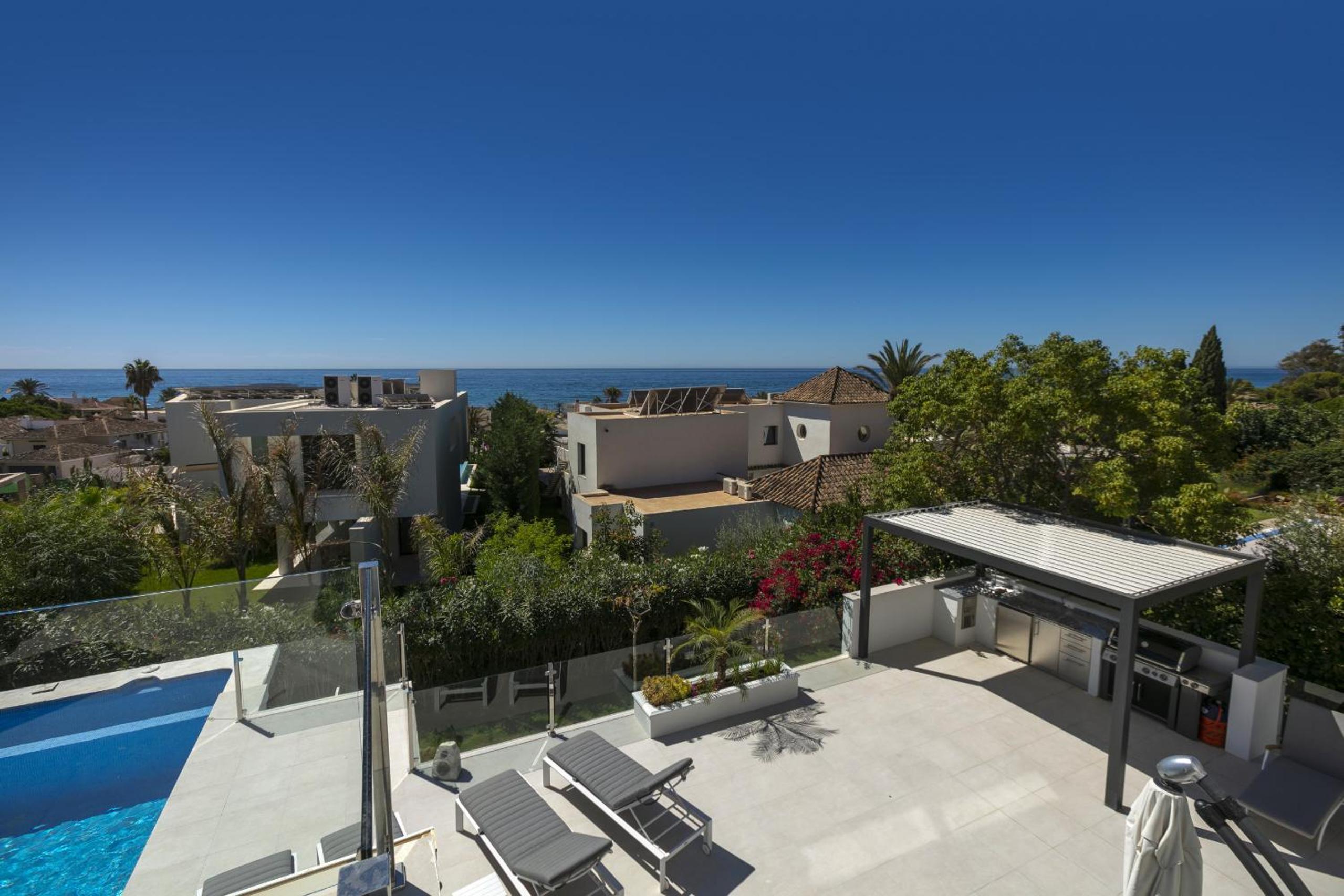 Villa La Perla by Finest Rentals