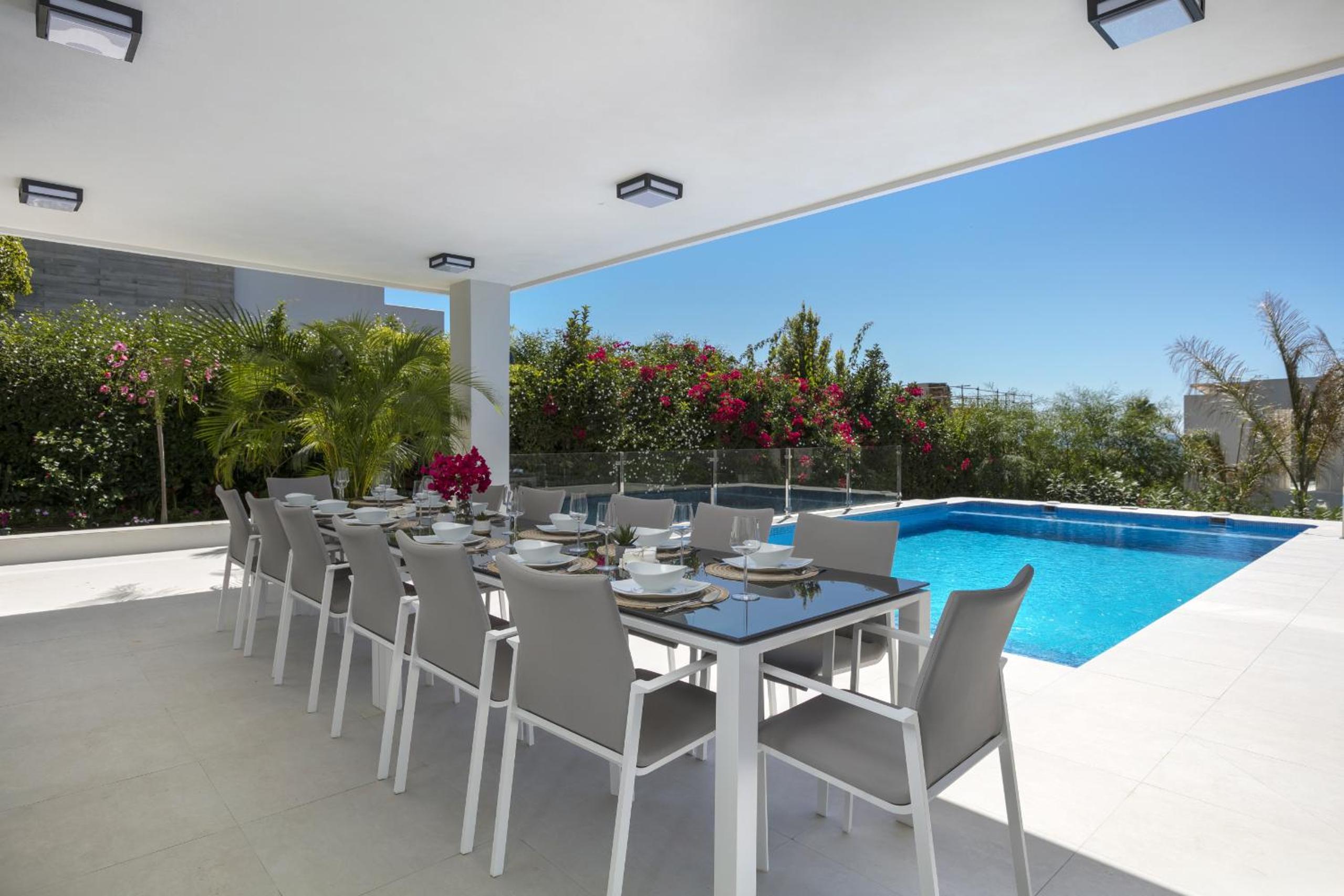 Villa La Perla by Finest Rentals