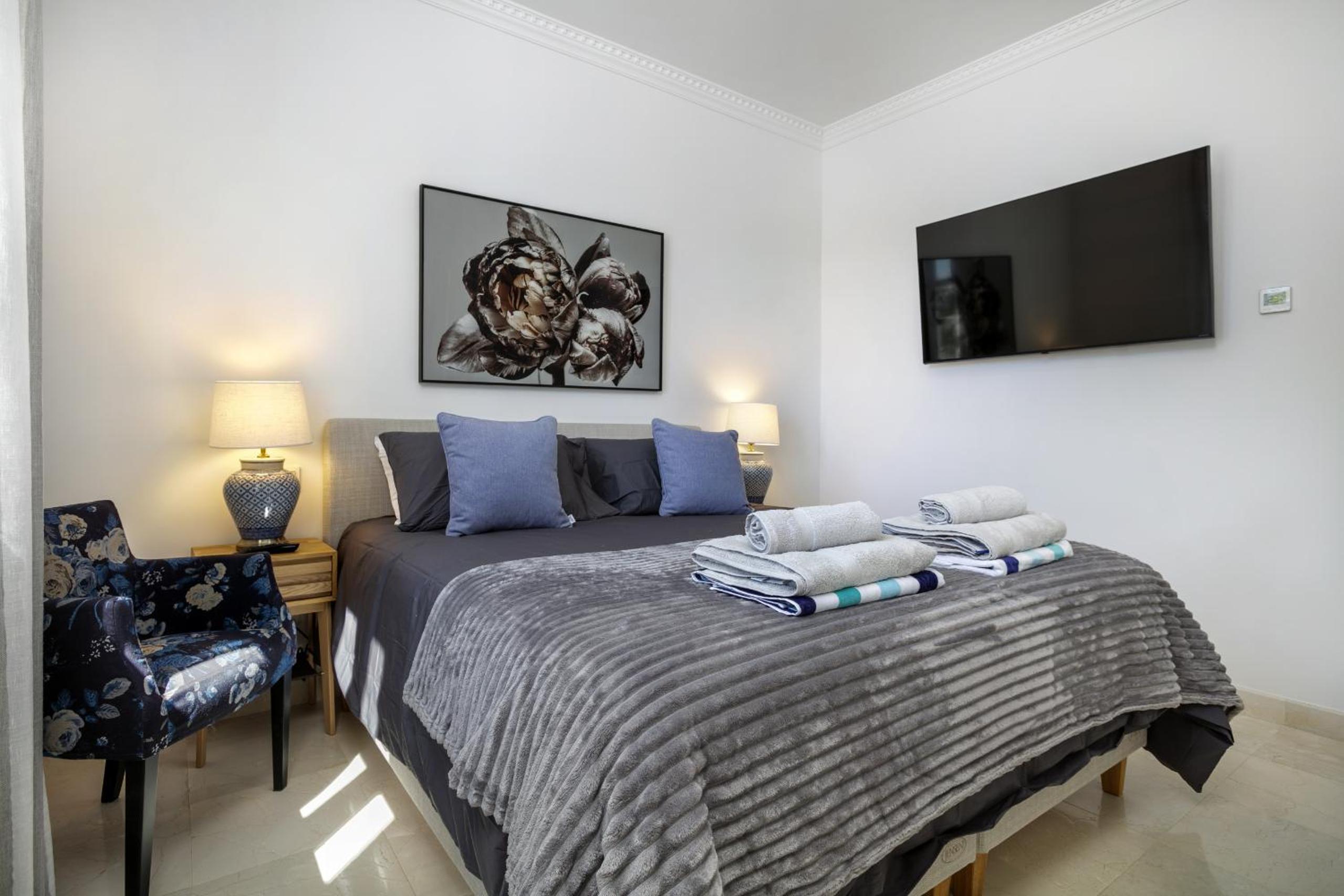Villa La Perla by Finest Rentals