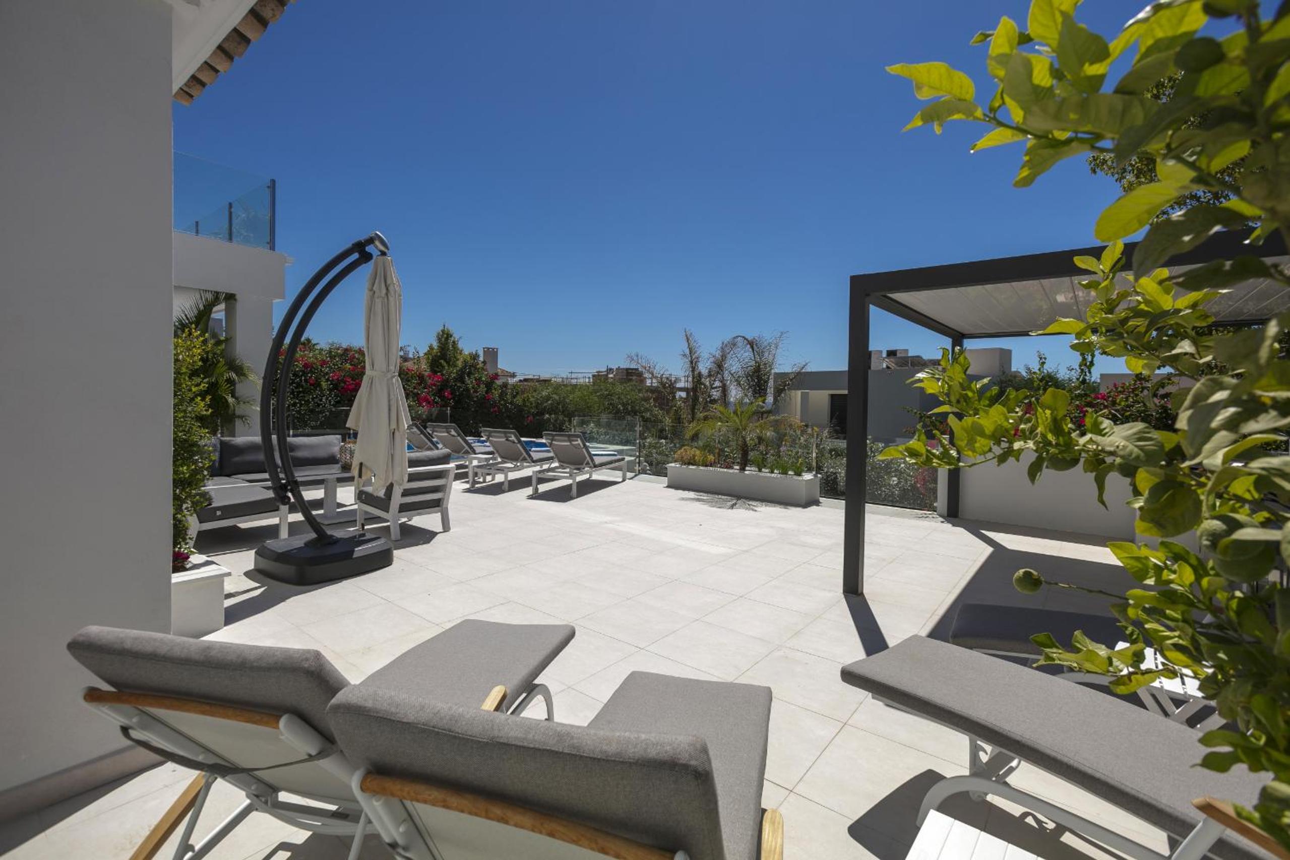 Villa La Perla by Finest Rentals