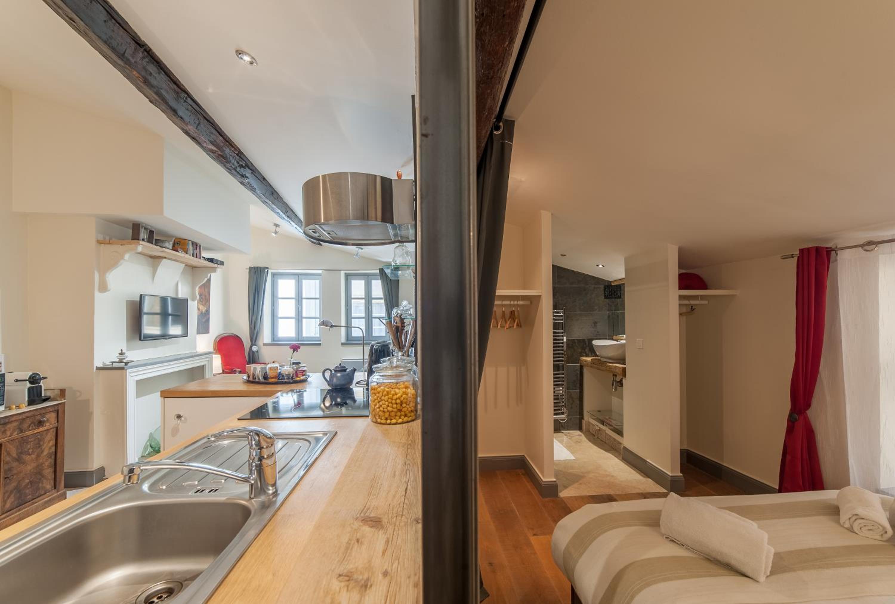 La Maison Debourg