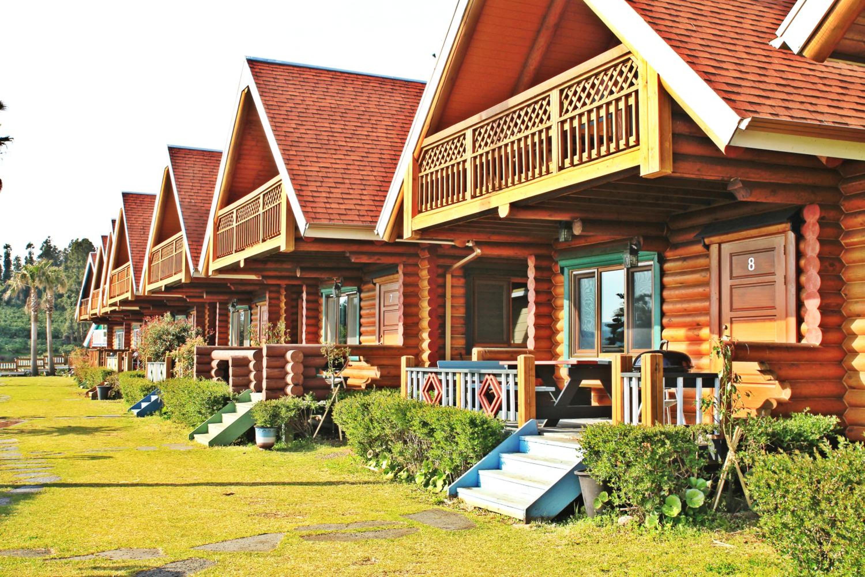 Jungmun Log Pension & Resort