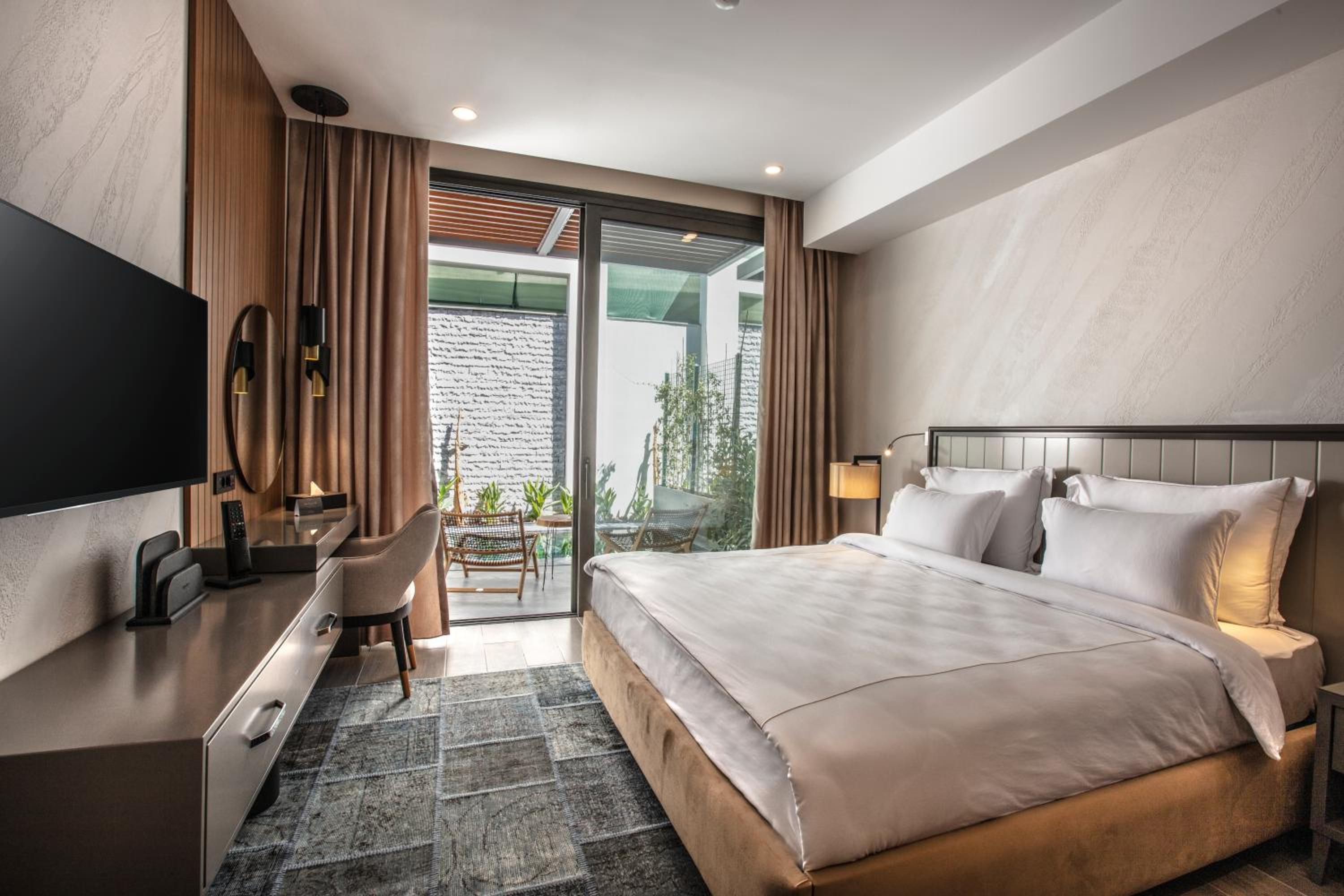 Unique Life Style Hotel - Image 36