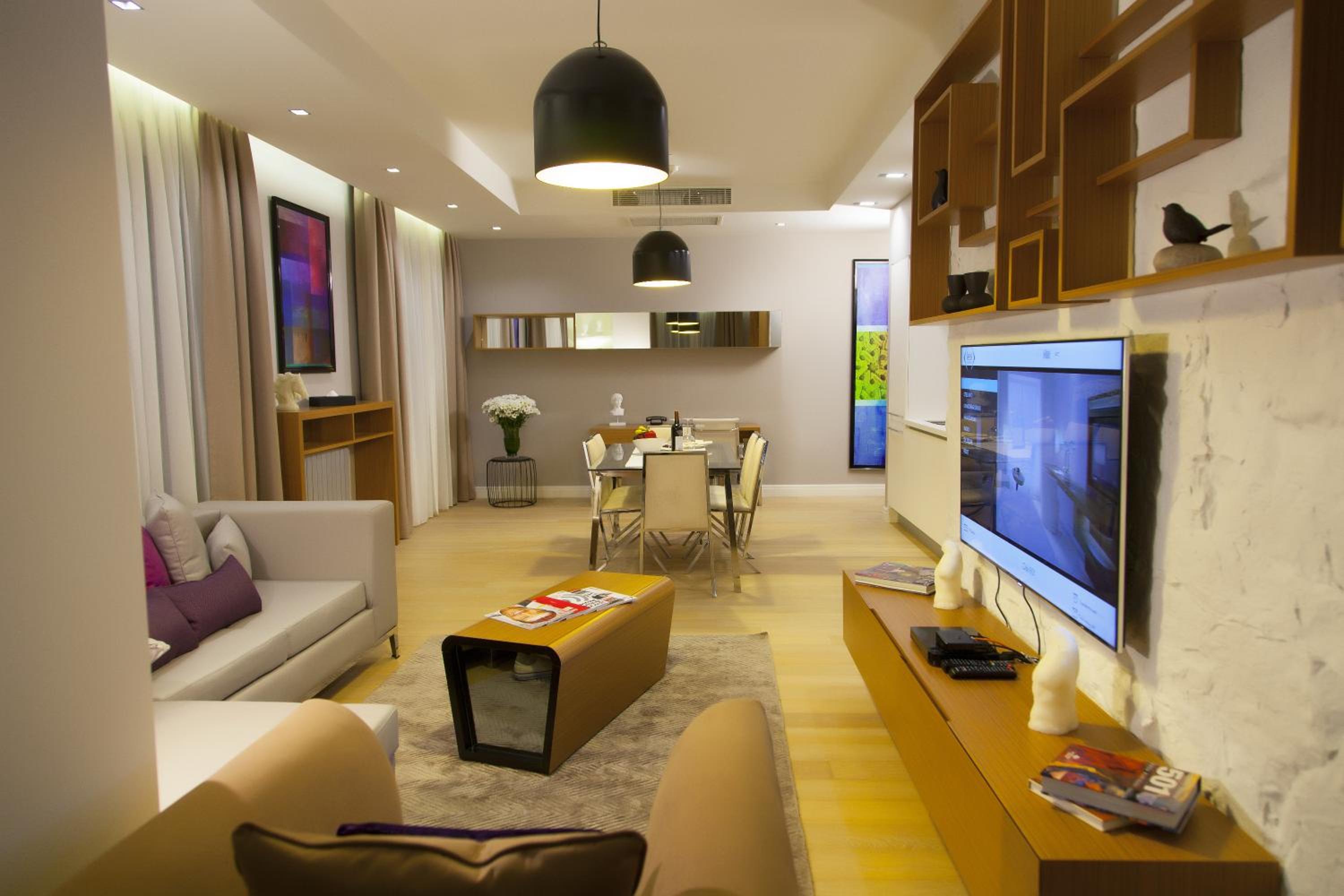 The Leos Residence - Image 41