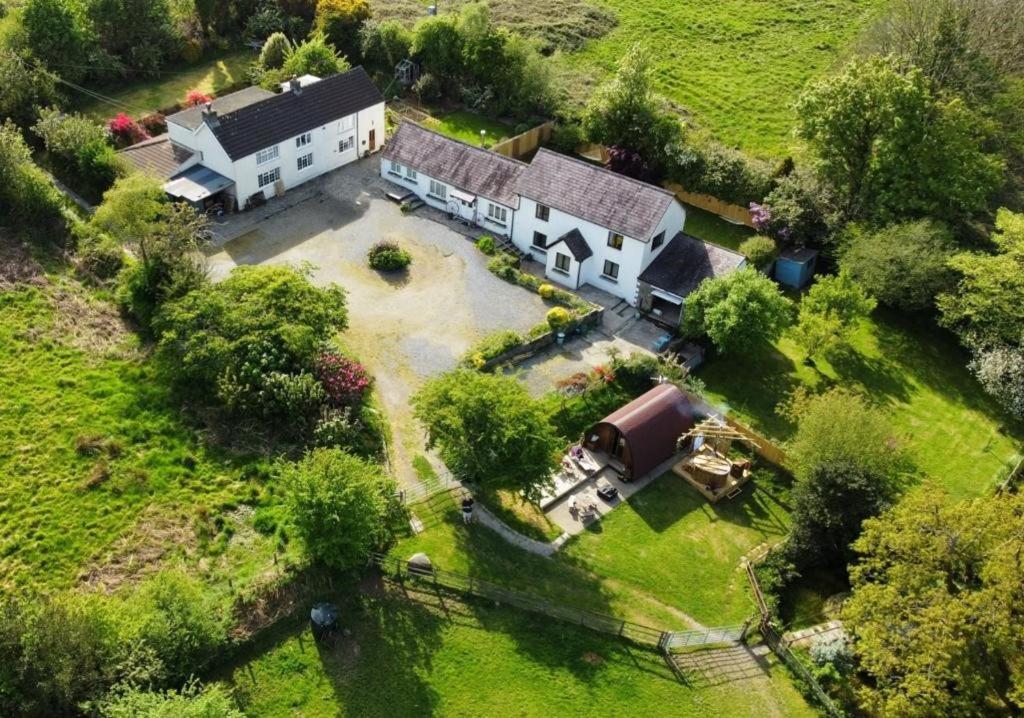 Blaencwm Cottages