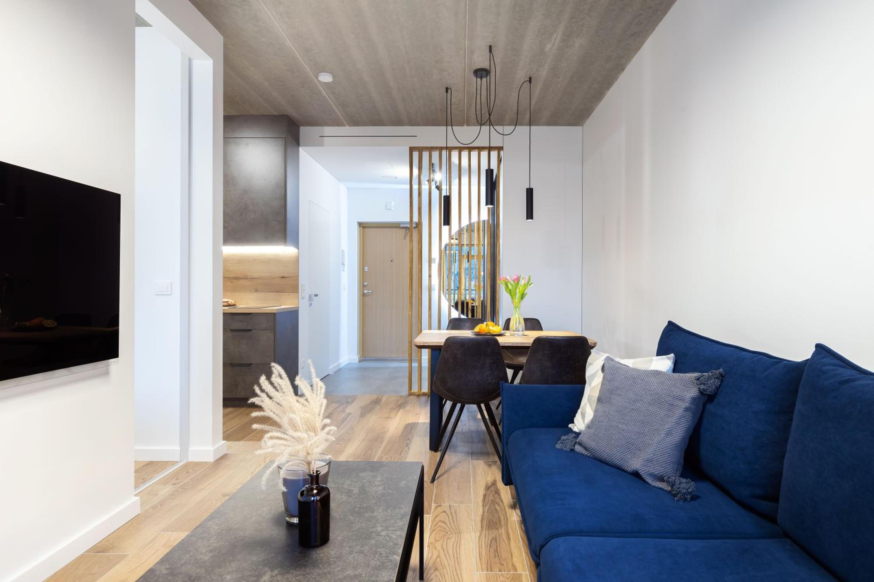 City Center Sanctuary Modern Business-Class Studio with Free Parking in the Heart of Vilnius