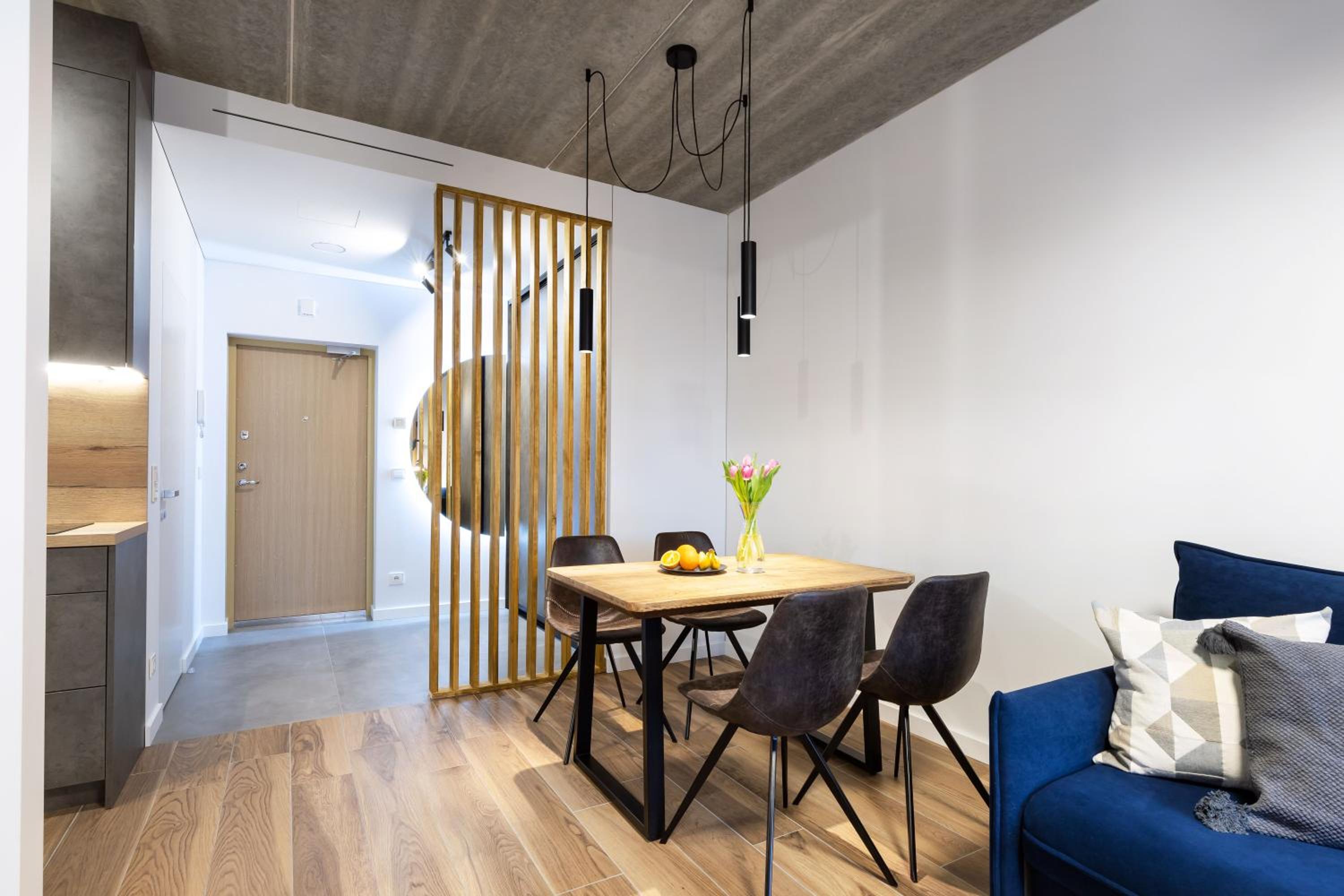 City Center Sanctuary Modern Business-Class Studio with Free Parking in the Heart of Vilnius