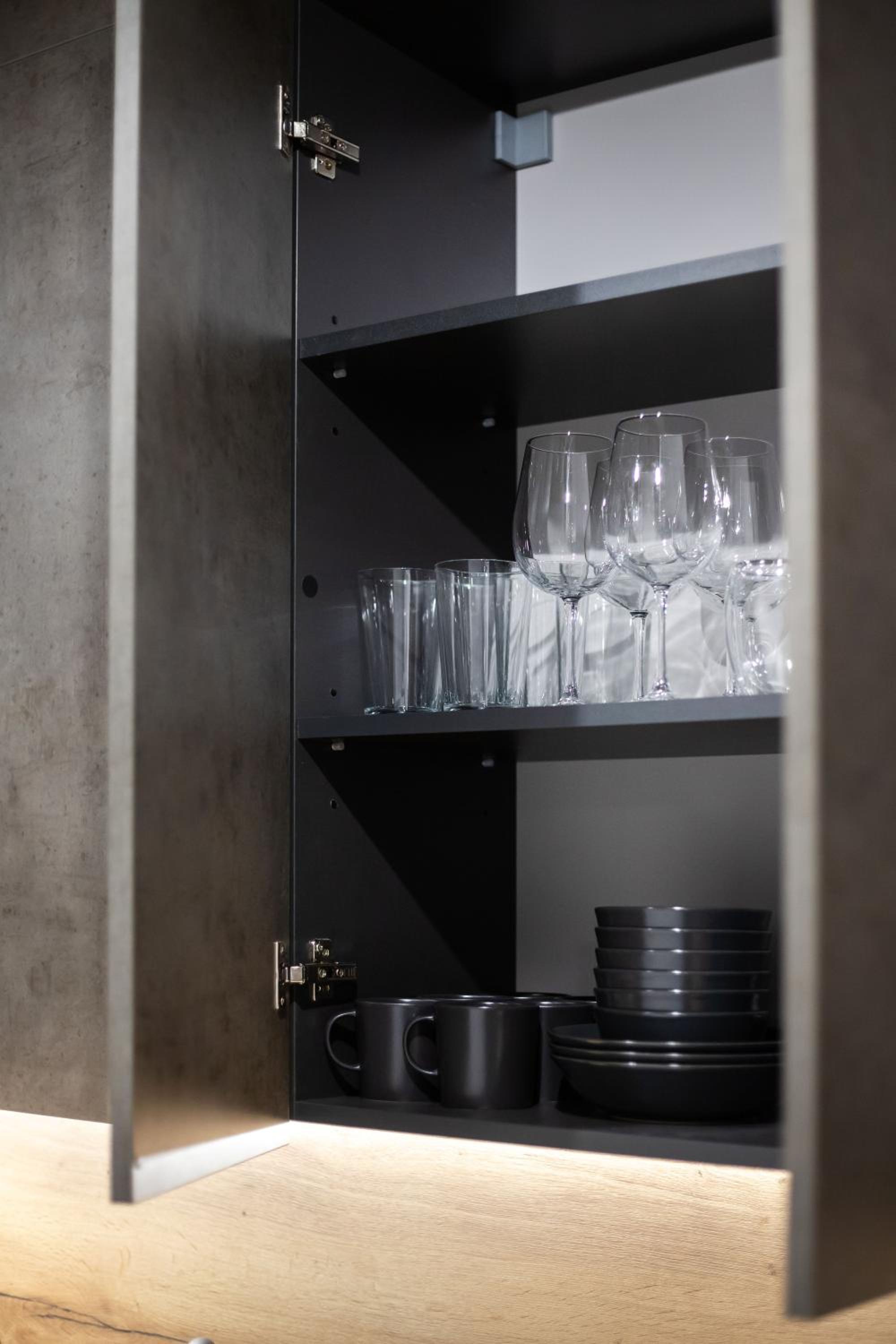 City Center Sanctuary Modern Business-Class Studio with Free Parking in the Heart of Vilnius