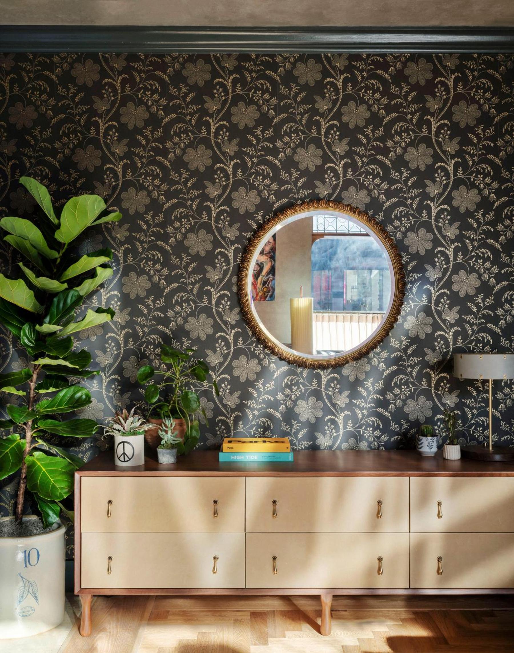 Wilmington Vacations - The Quoin Hotel - Property Image 2