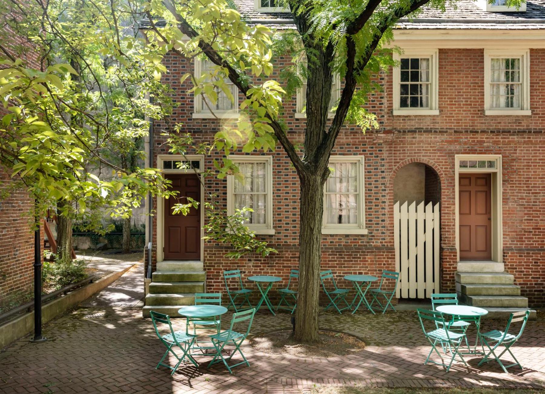 Wilmington Vacations - The Quoin Hotel - Property Image 4