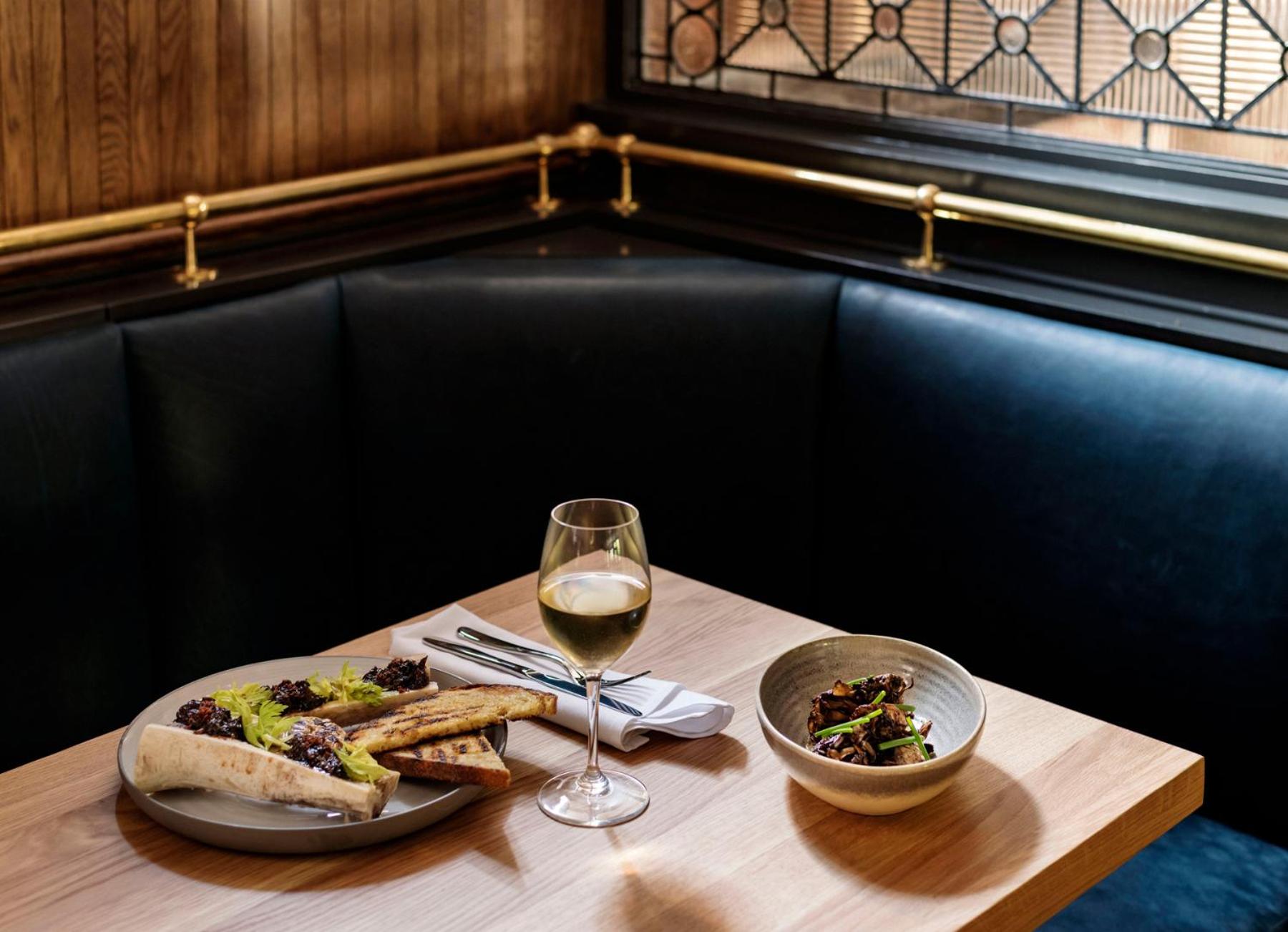 Wilmington Vacations - The Quoin Hotel - Property Image 5