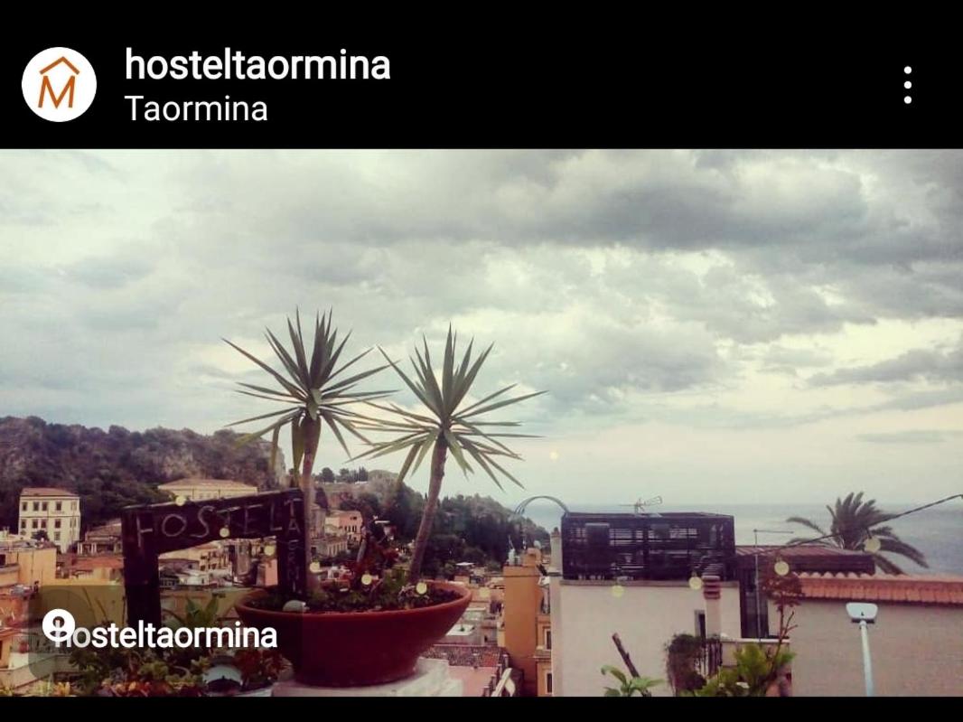 "Little Sicilian Home"-room with a private bathroom & kitchen -fridge - and shared a beautiful terrace on Hostel Taormina Center photo 2