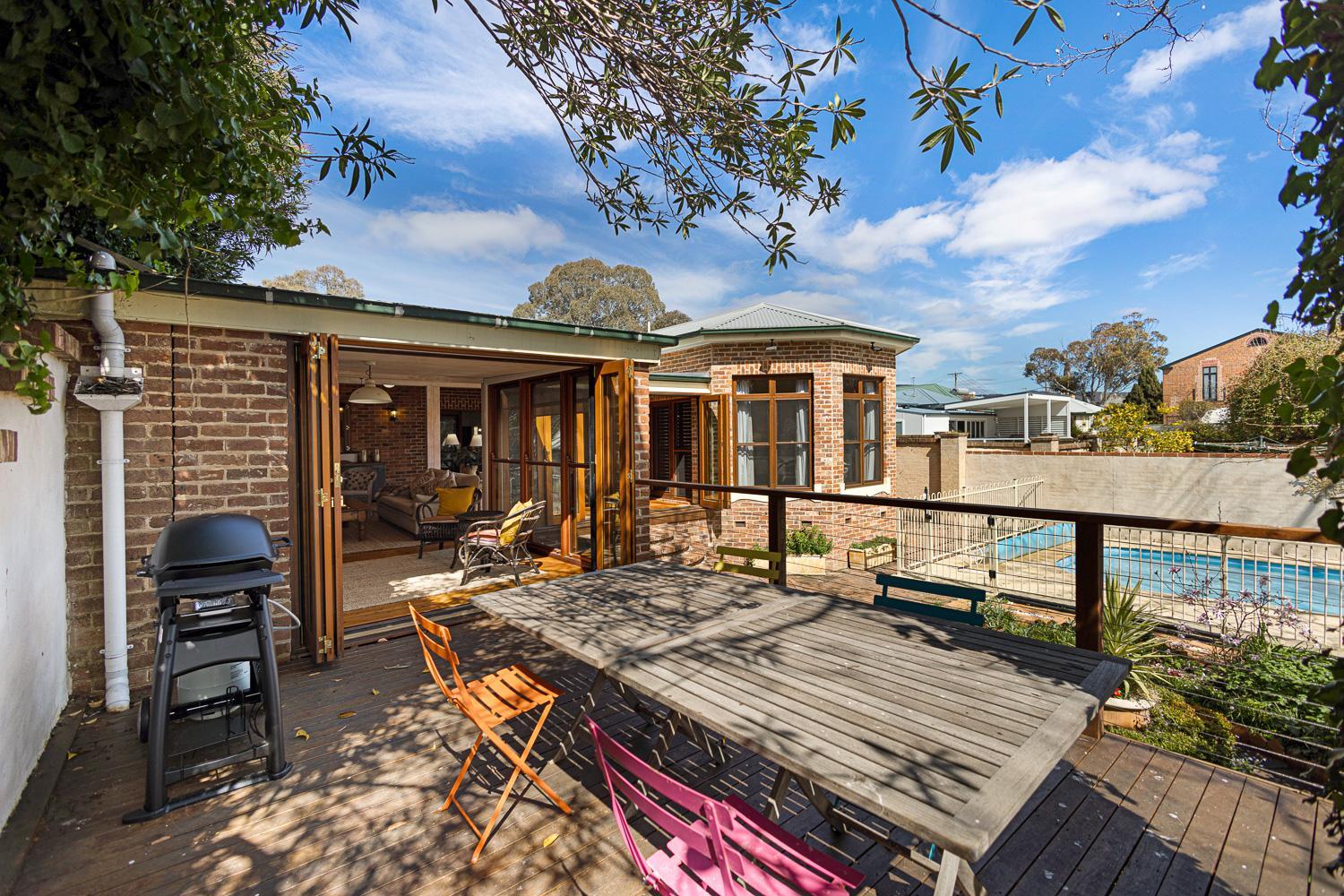 Mia Mia Mudgee