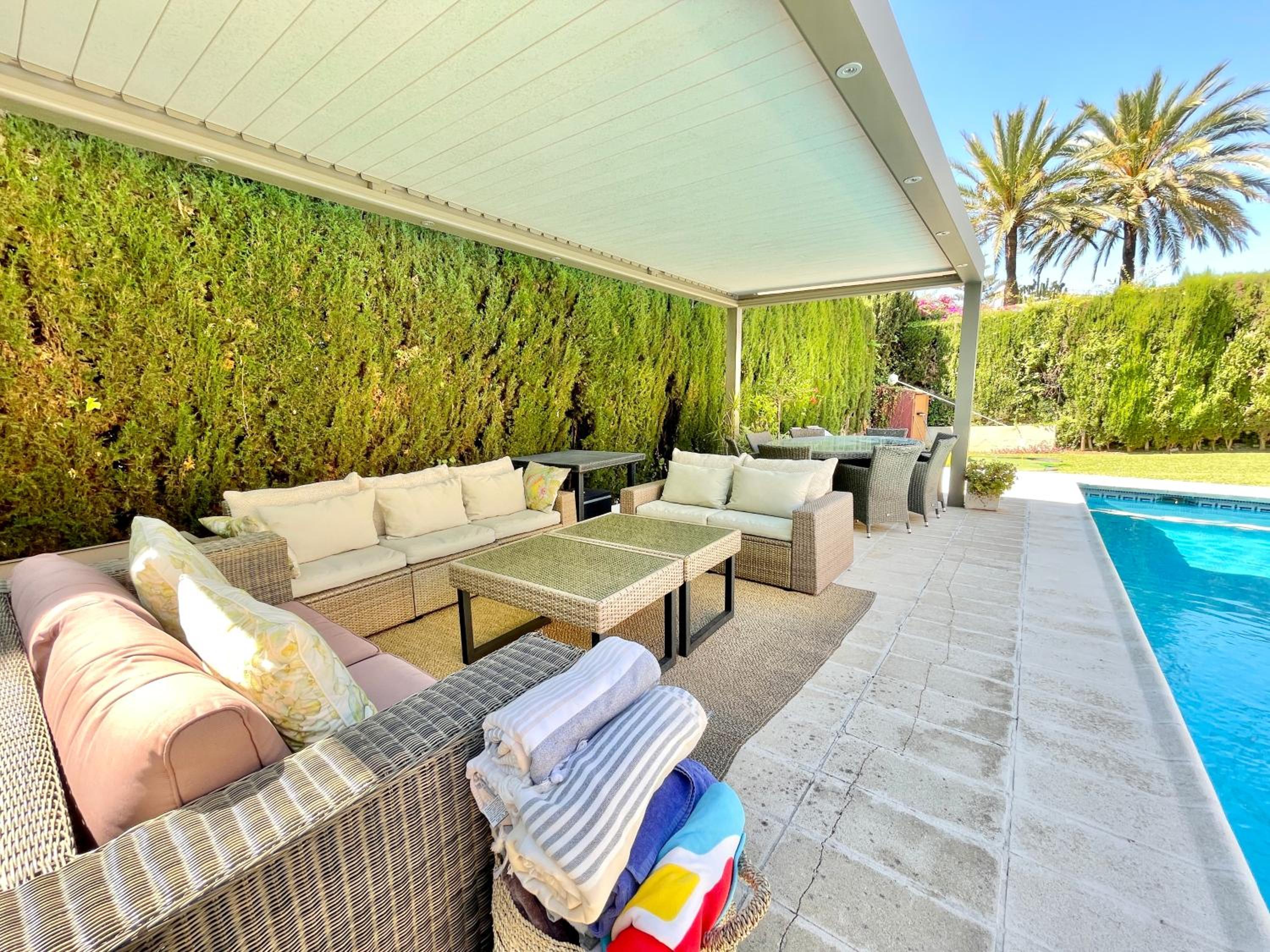 Villa Los Lirios Puerto Banus - EaW Homes view 3