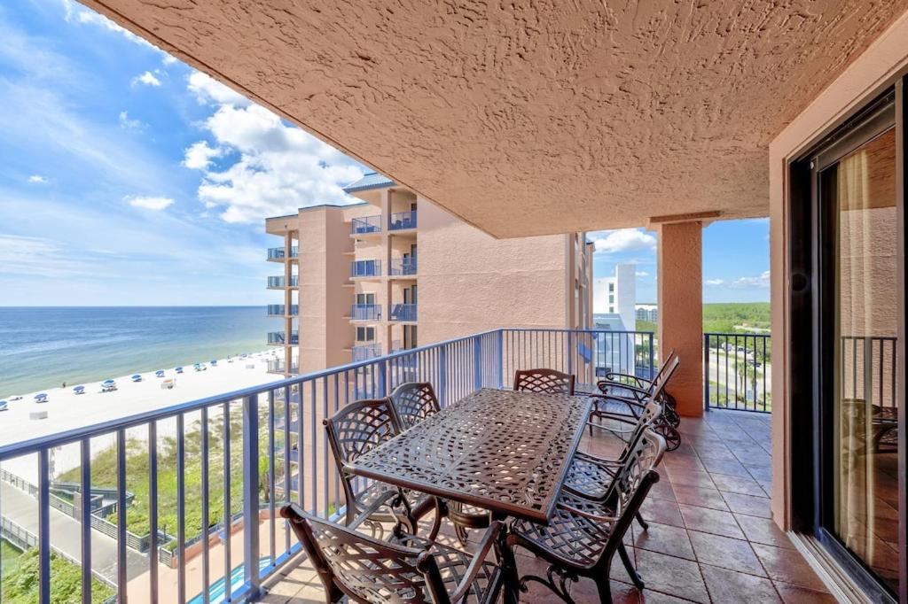 Four Seasons Unit 704E