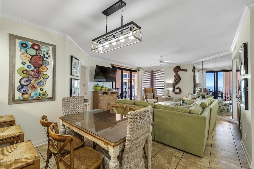 Four Seasons Unit 704E