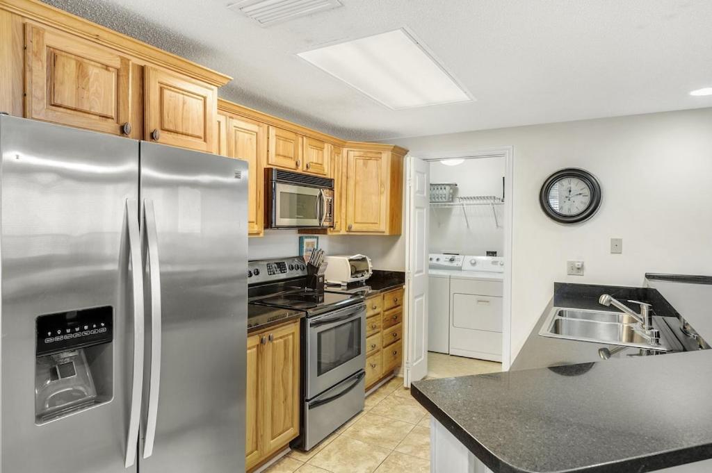 Four Seasons Unit 704E