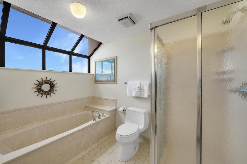 Four Seasons Unit 704E