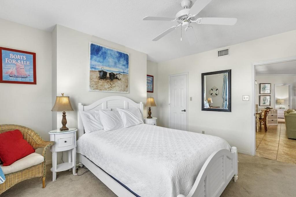 Four Seasons Unit 704E