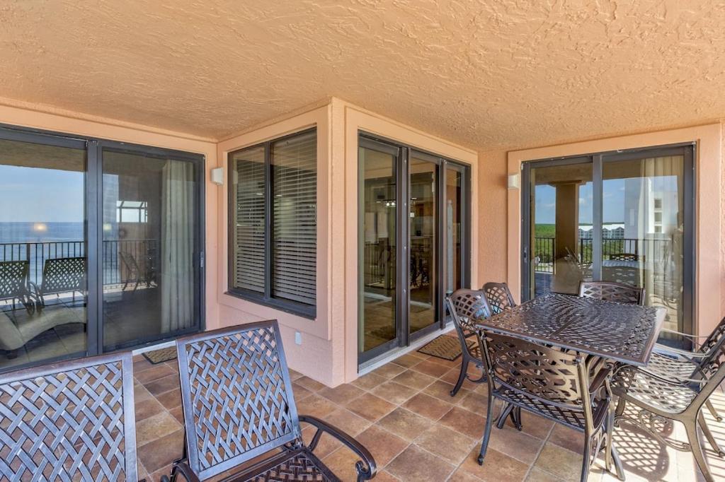 Four Seasons Unit 704E