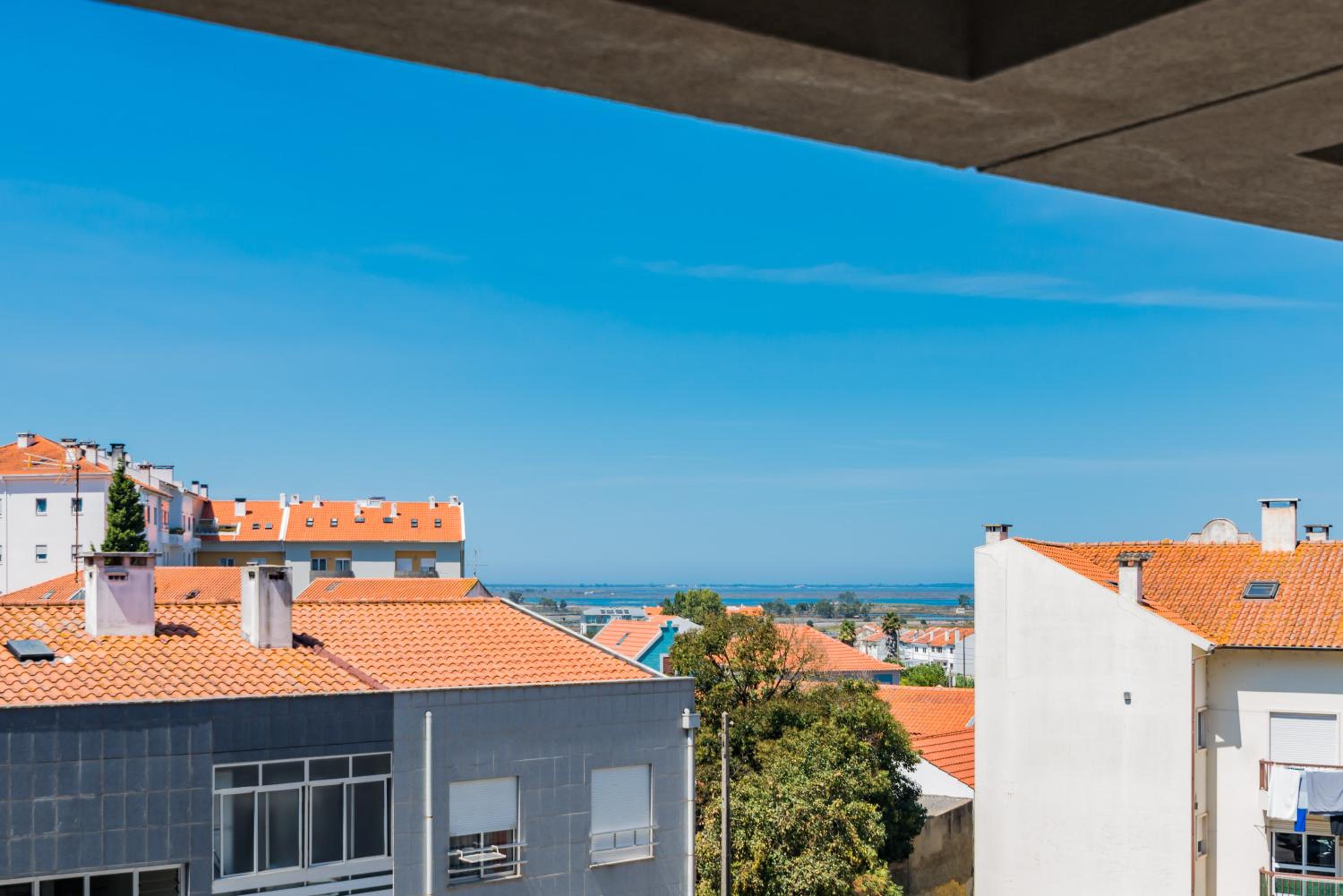 Mira-Ria - Apartamento em bairro calmo e central view 2