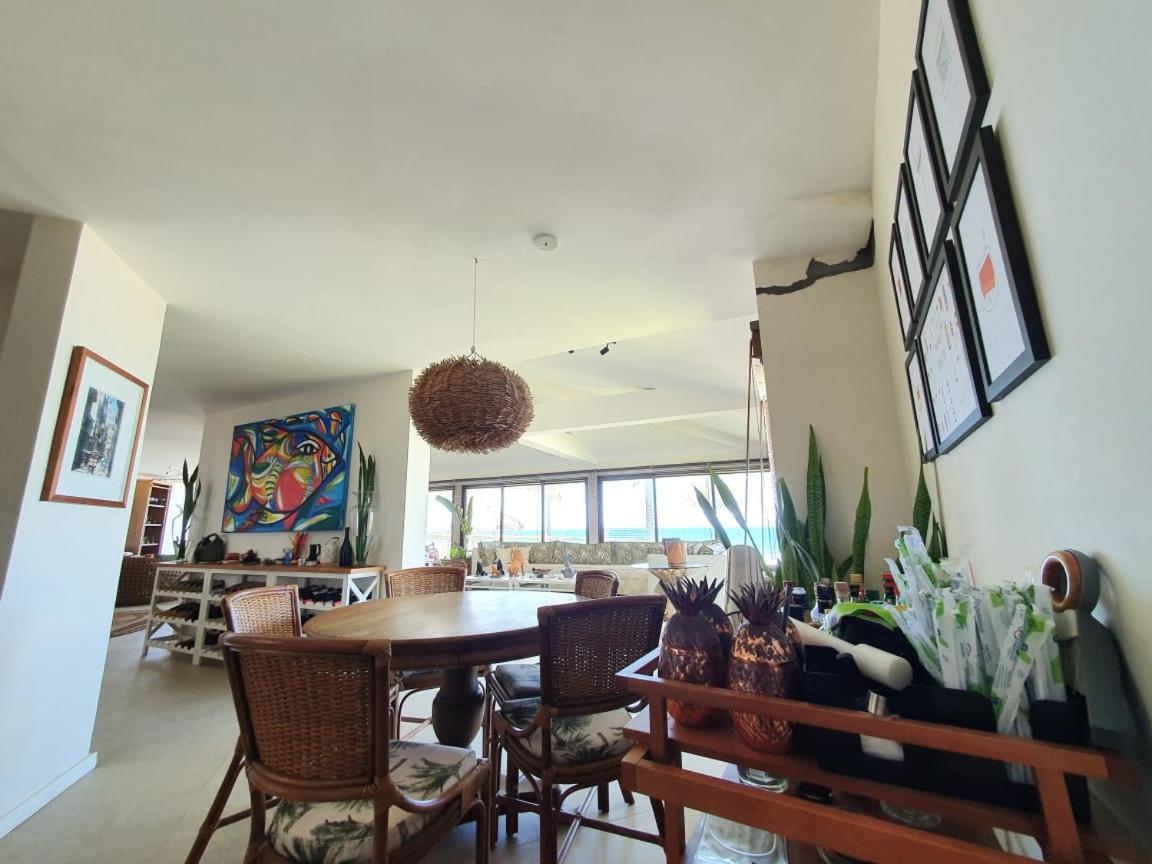 Pé na areia Beach House