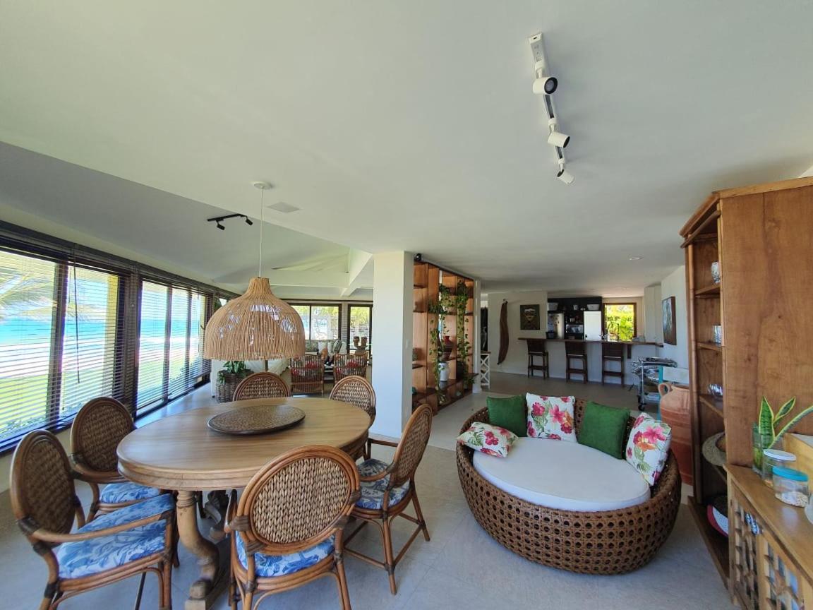 Pé na areia Beach House