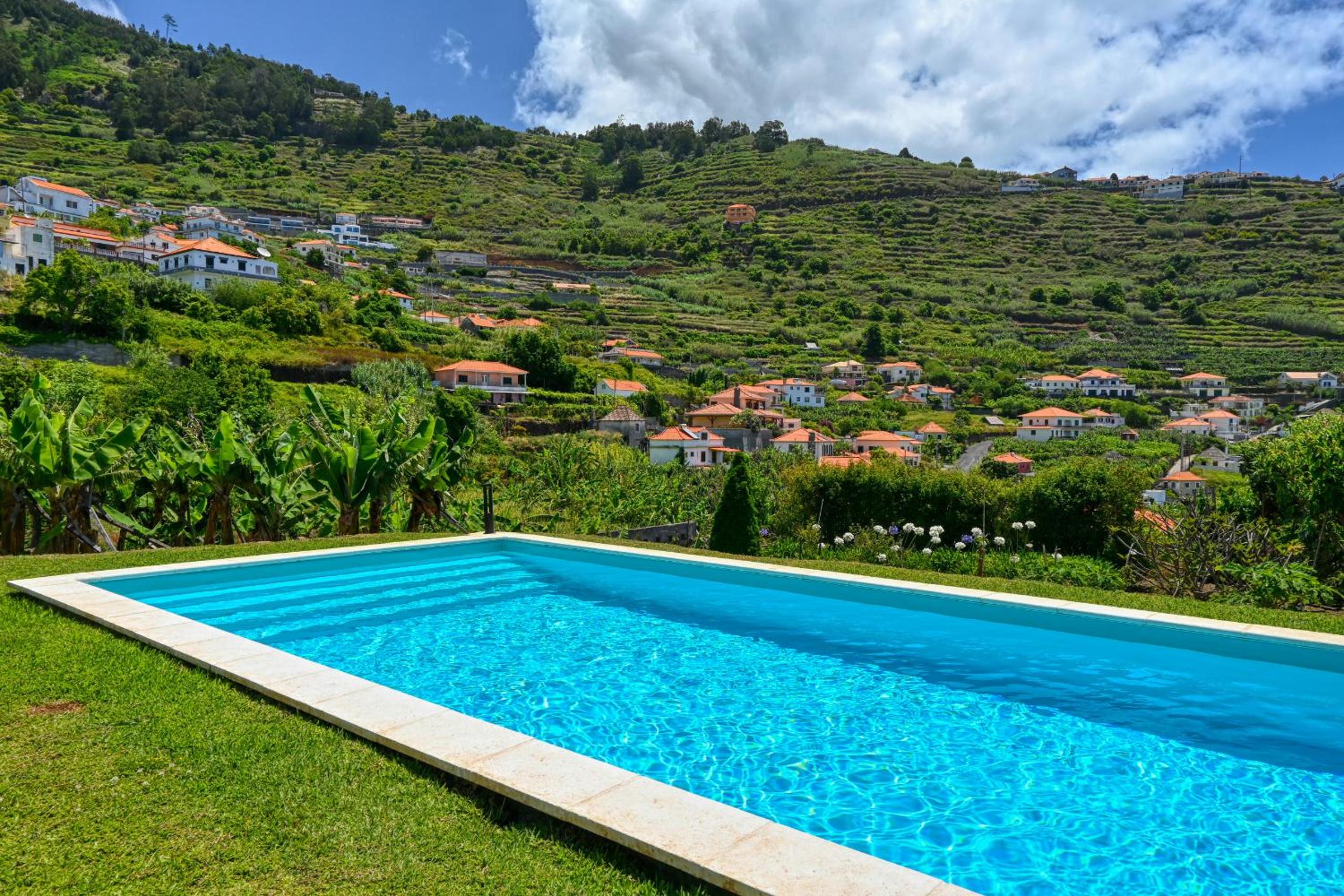 Villa Santa Madalena, a Home in Madeira view 2