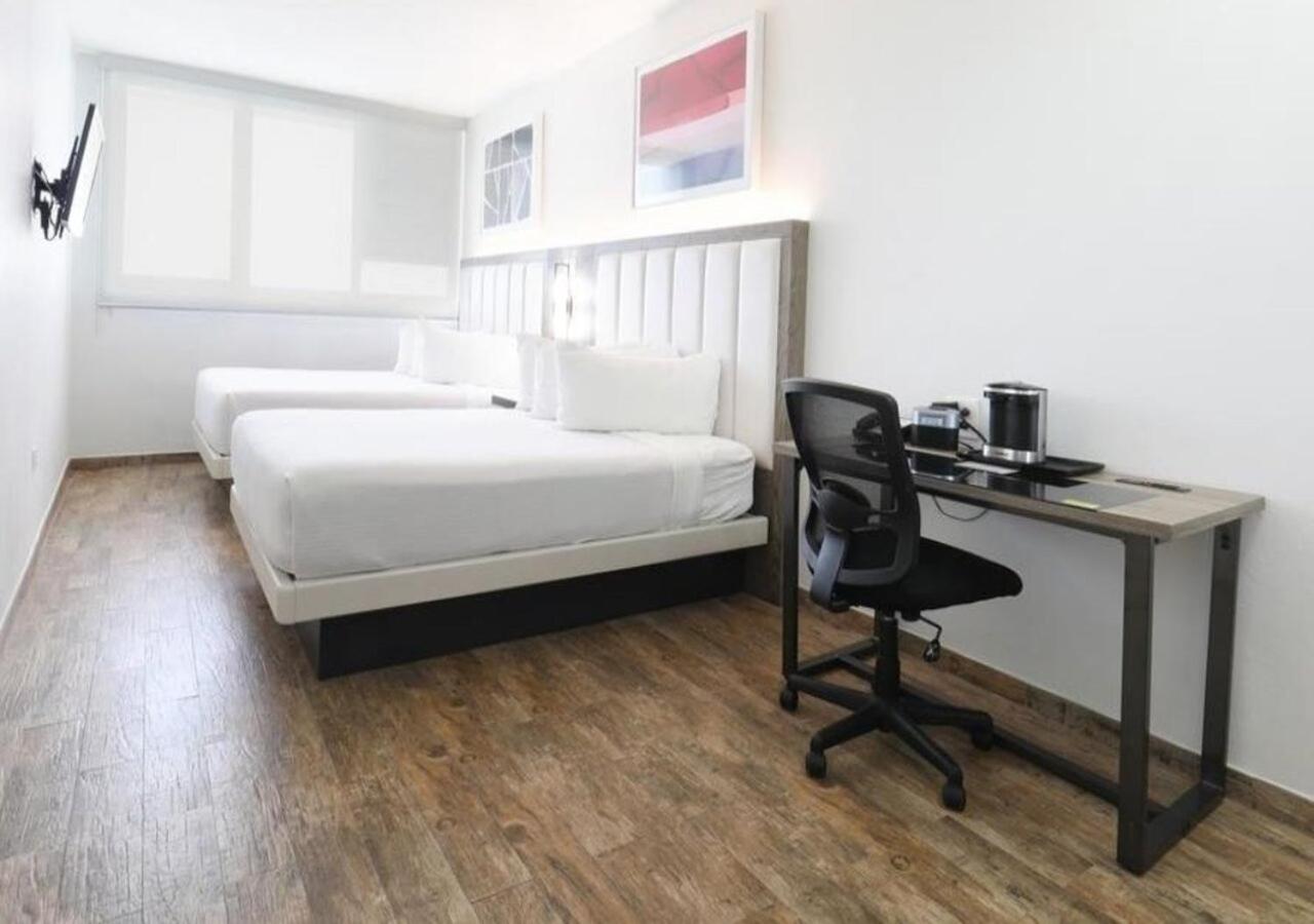 San Juan Airport Hotel - Property Image 36