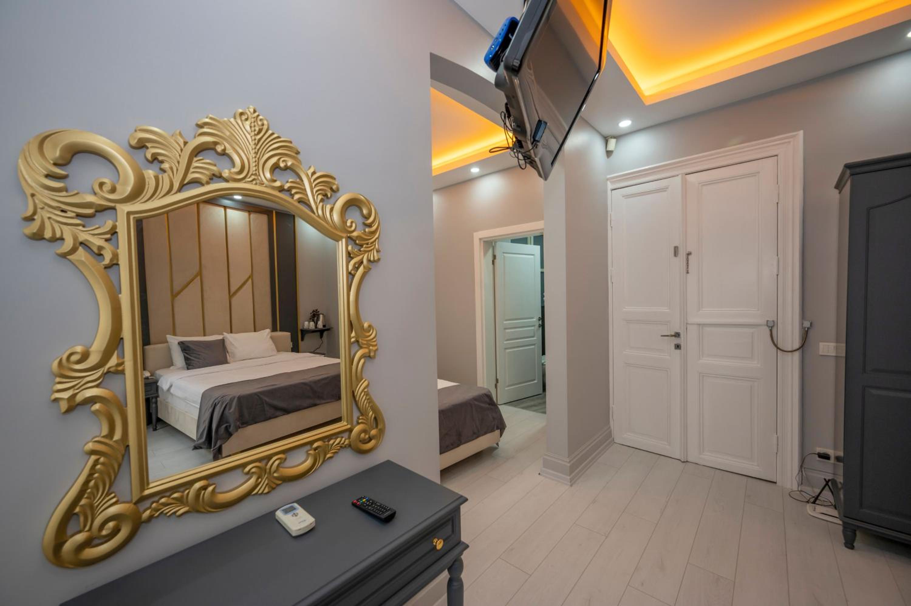 Hotel Next2 becomes Next2 Otel. - Image 24