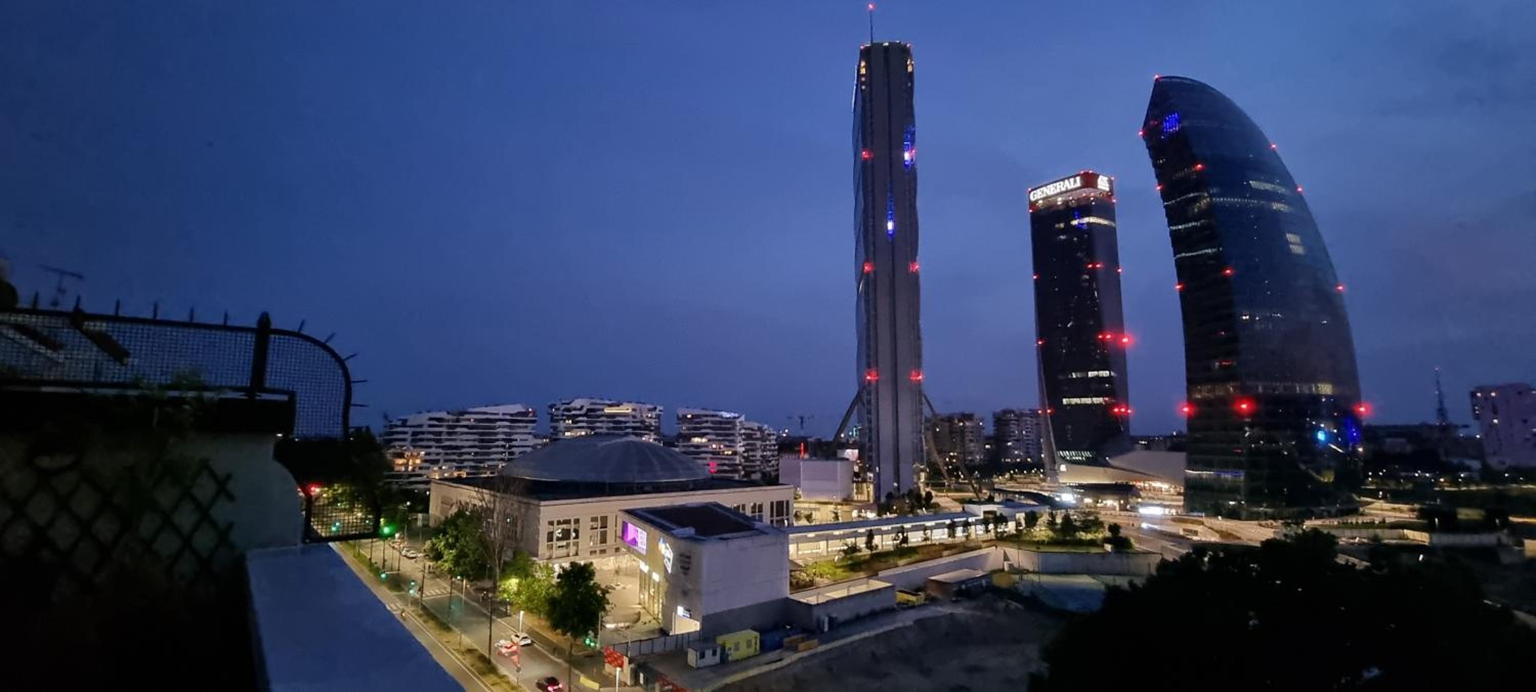 Breathtaking Penthouse City Life Sky Apartment-MiCo