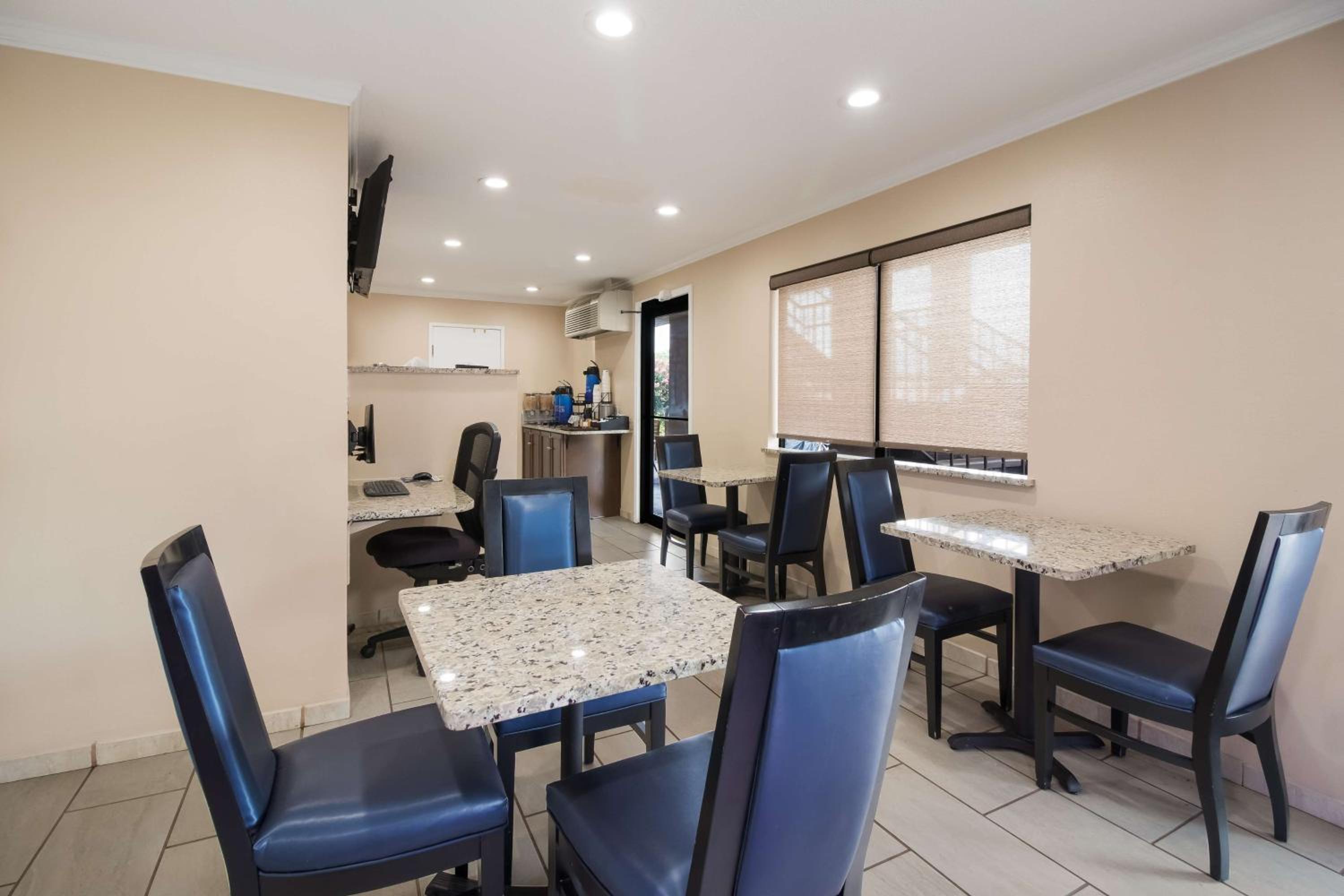 Best Western - McKenzie