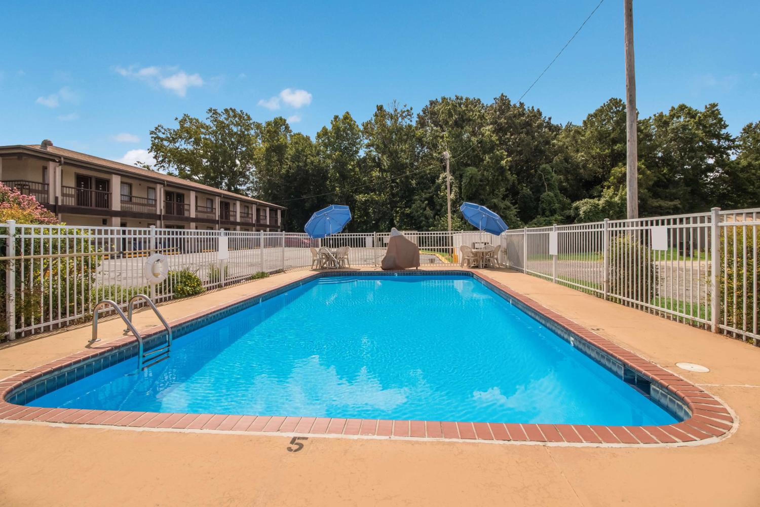 Best Western - McKenzie