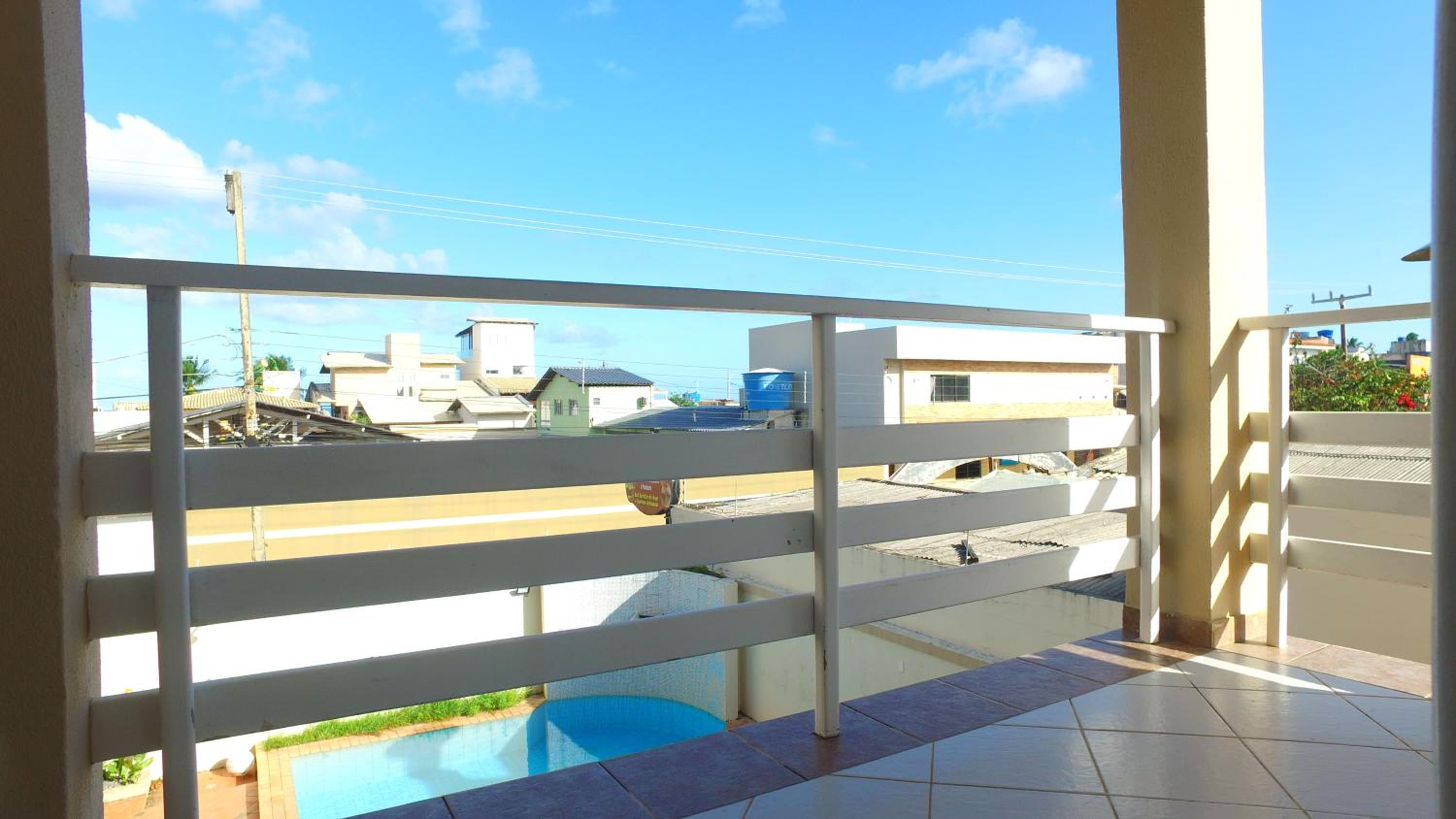 Casarão Com 3 suítes, 2 quartos, Piscina, Praia Perto