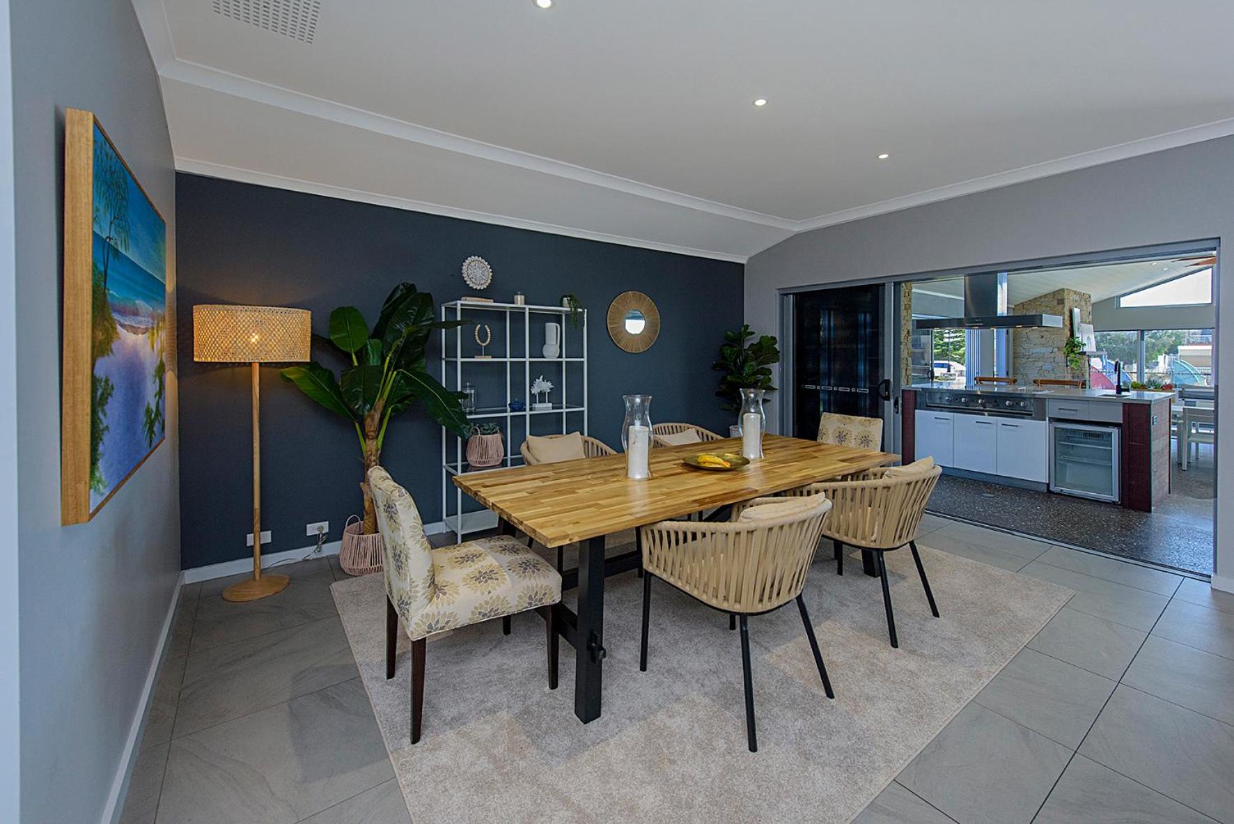 Aqua Tides- Family Home with Pool
