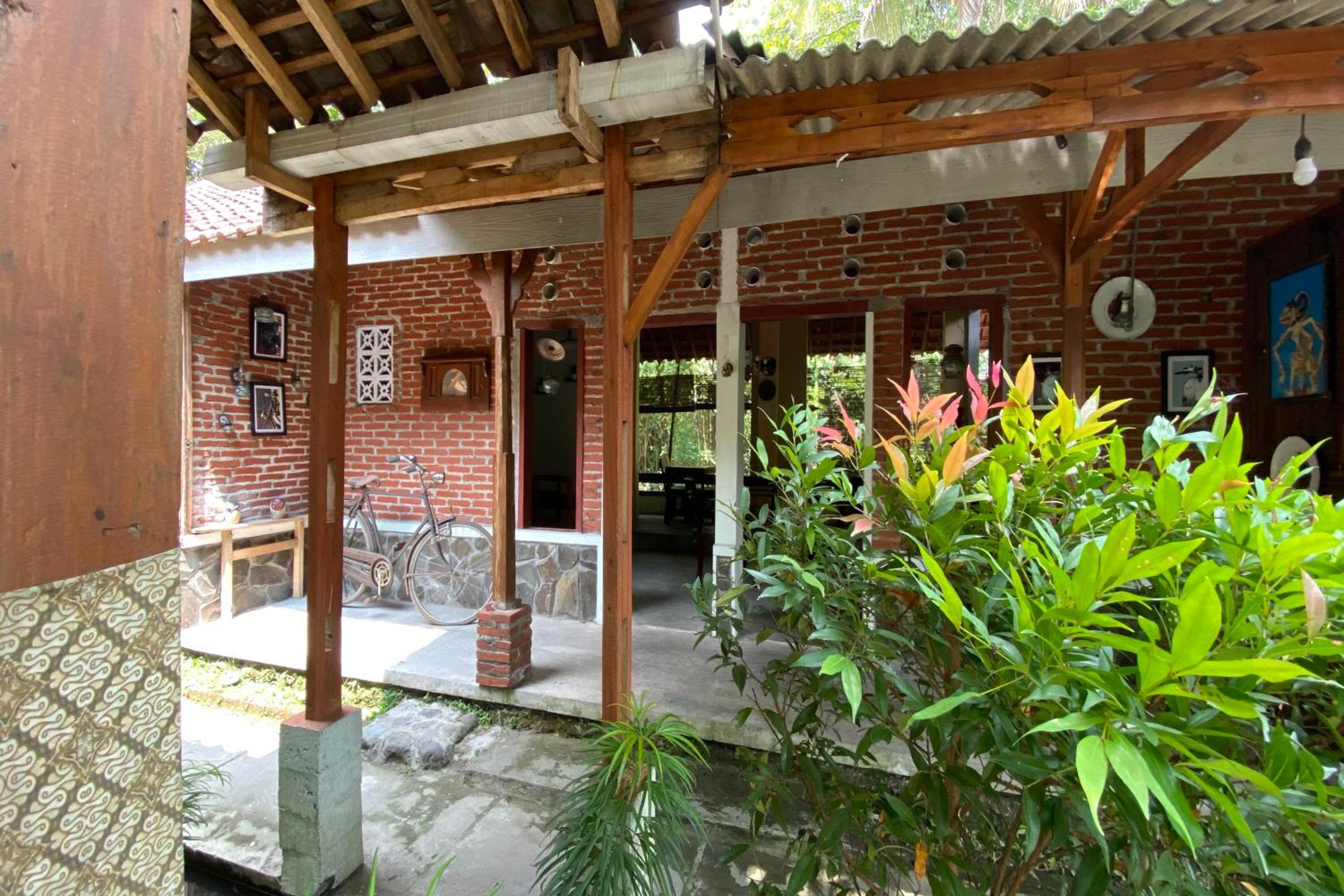 Photo 10