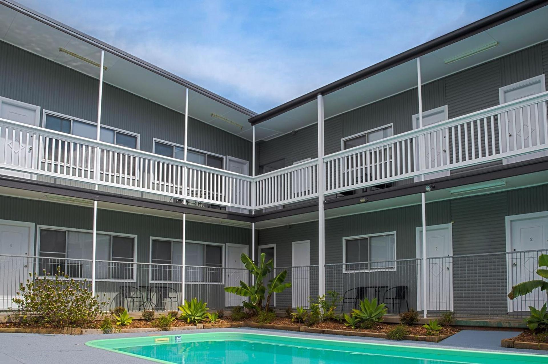 Pacific Motel 07