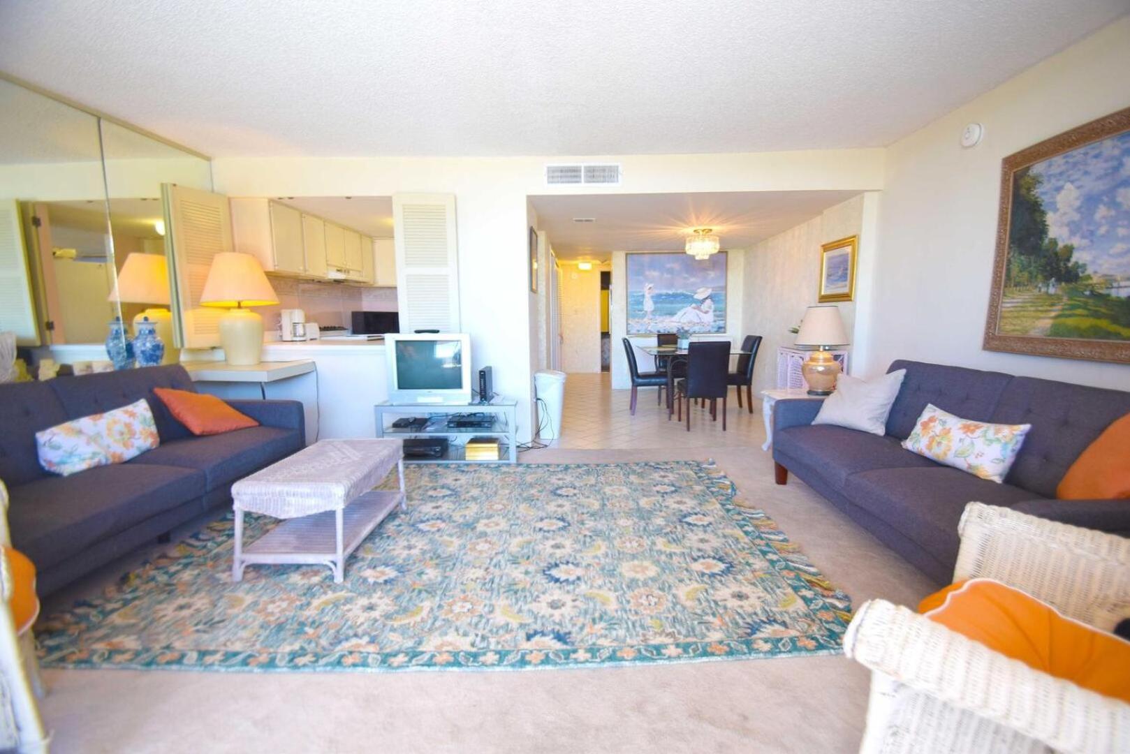 Fountainhead 209 view 5