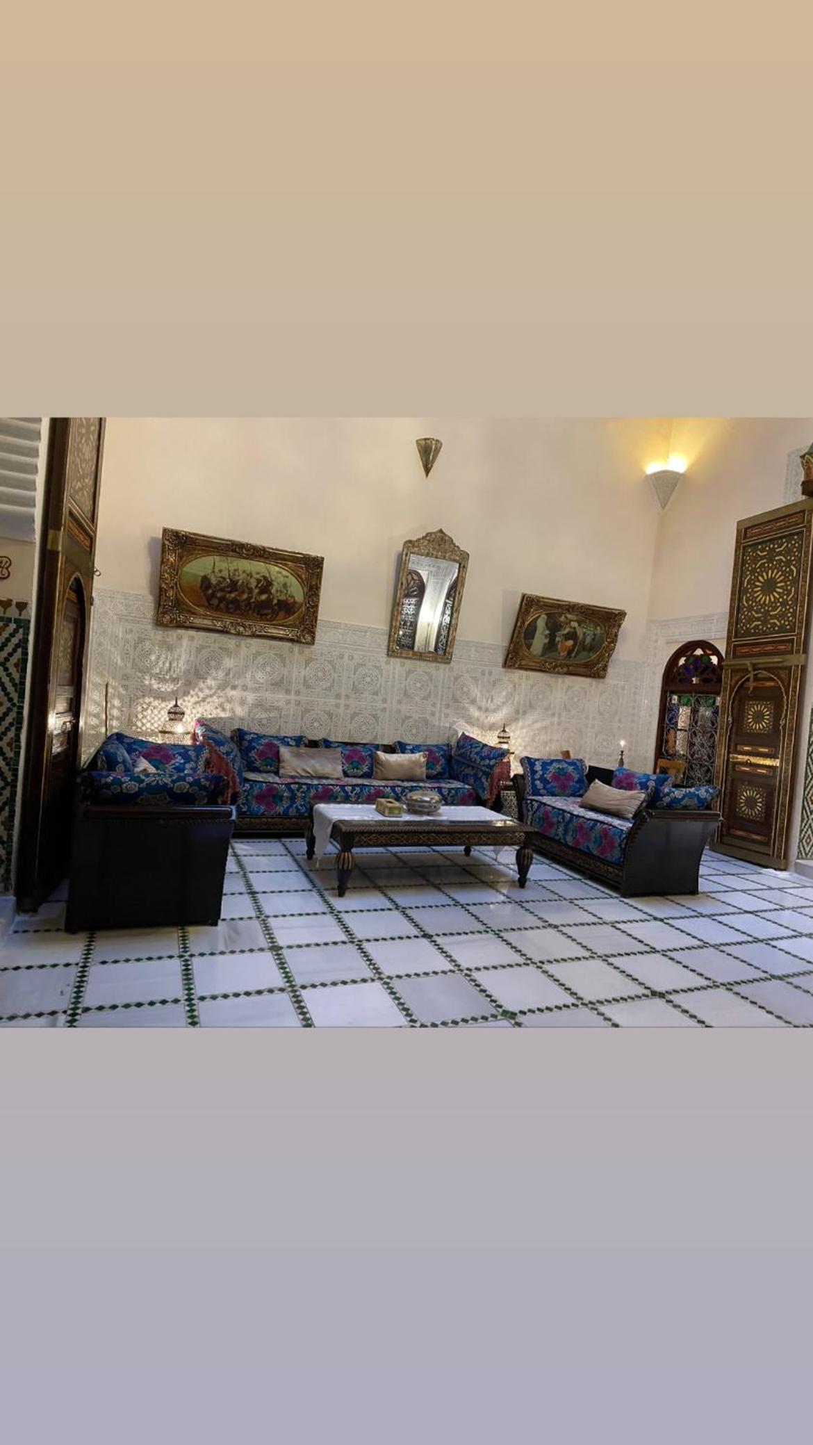 lounge