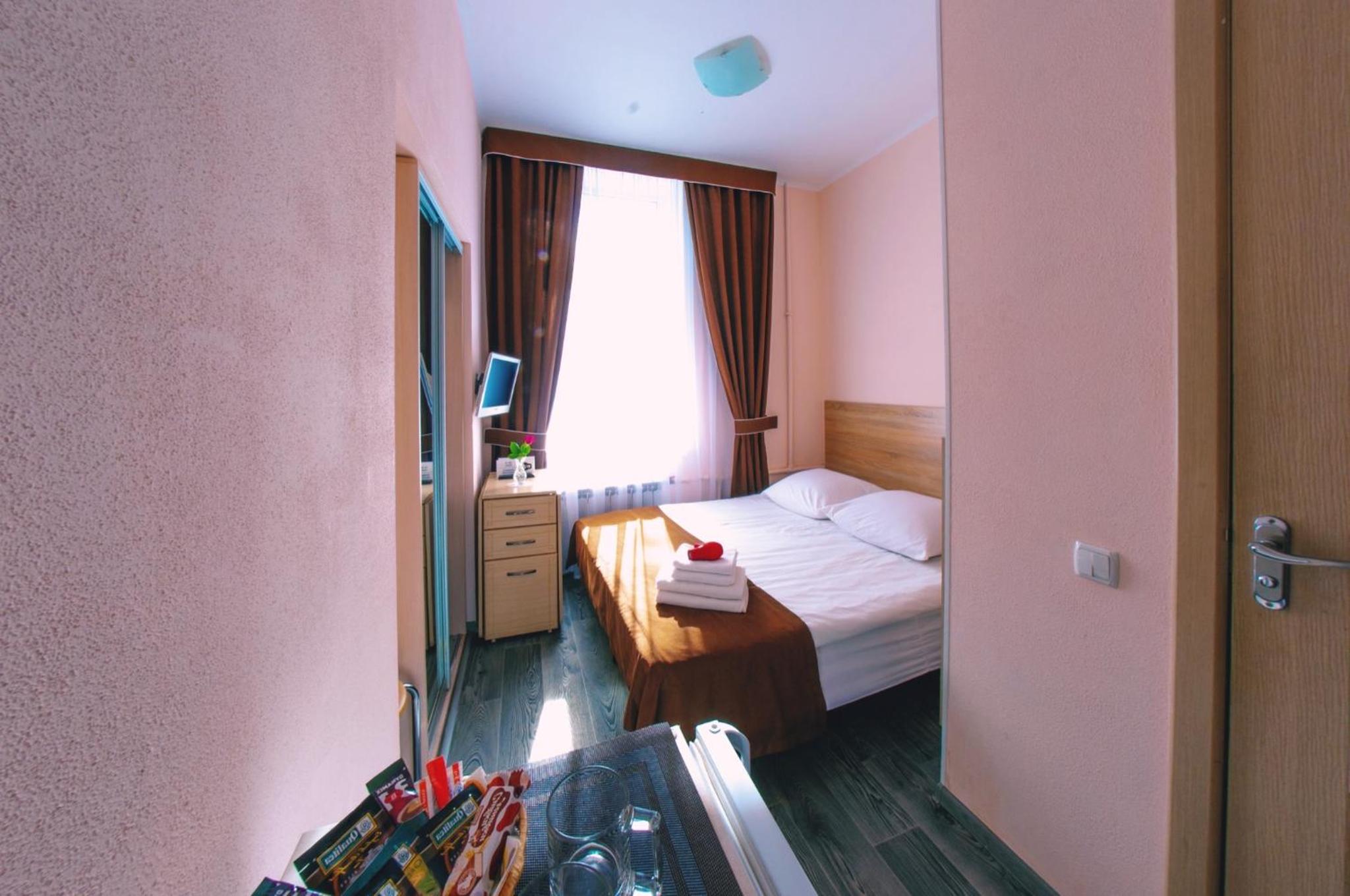 Seven Apart Hotel view 3