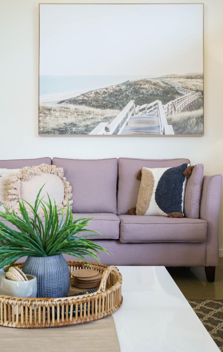 Living The Beach Dream - Pets, WiFi, 4 bdrm, 450m Shops