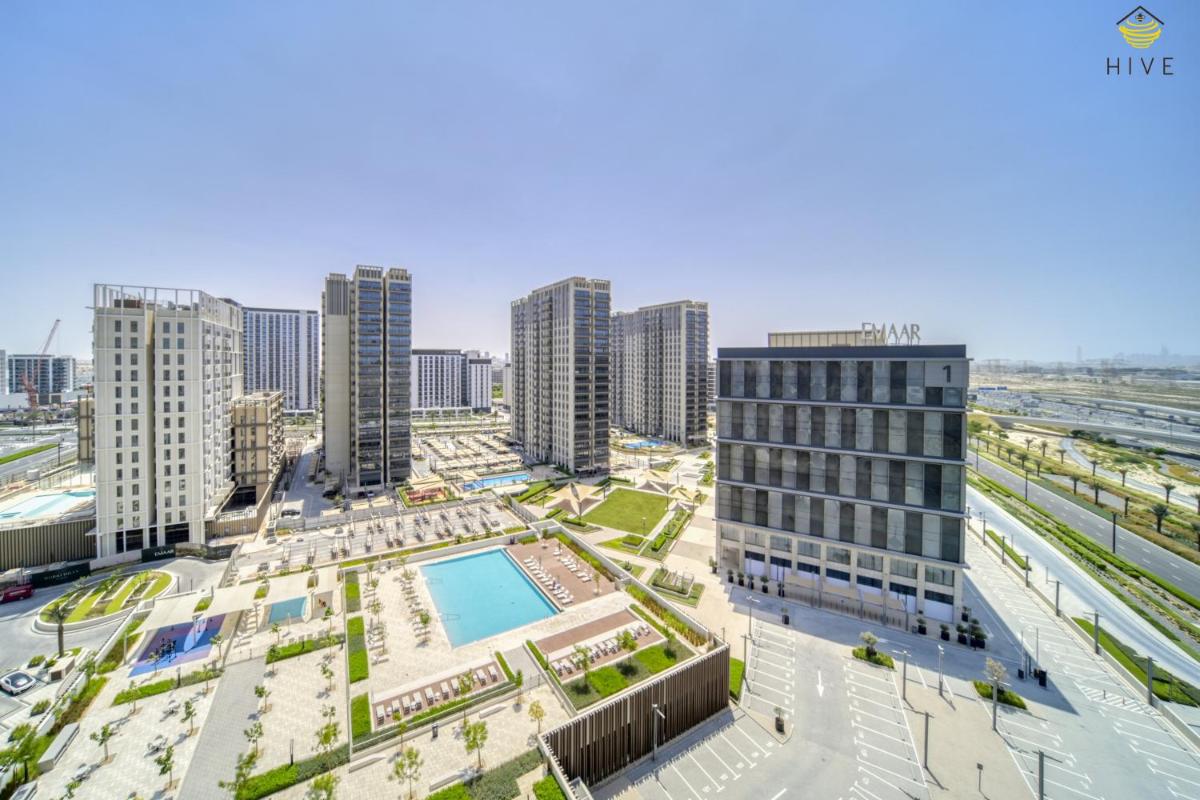 Beautiful 1 Bedroom apartment in Collective 2.0