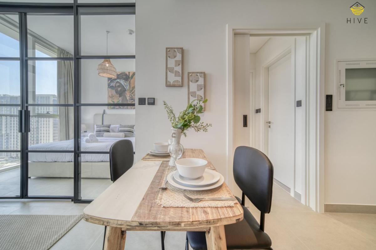 Beautiful 1 Bedroom apartment in Collective 2.0