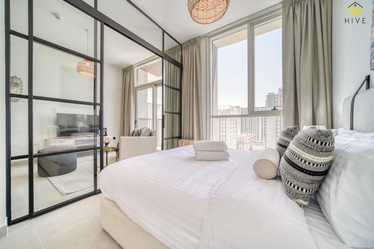 Beautiful 1 Bedroom apartment in Collective 2.0