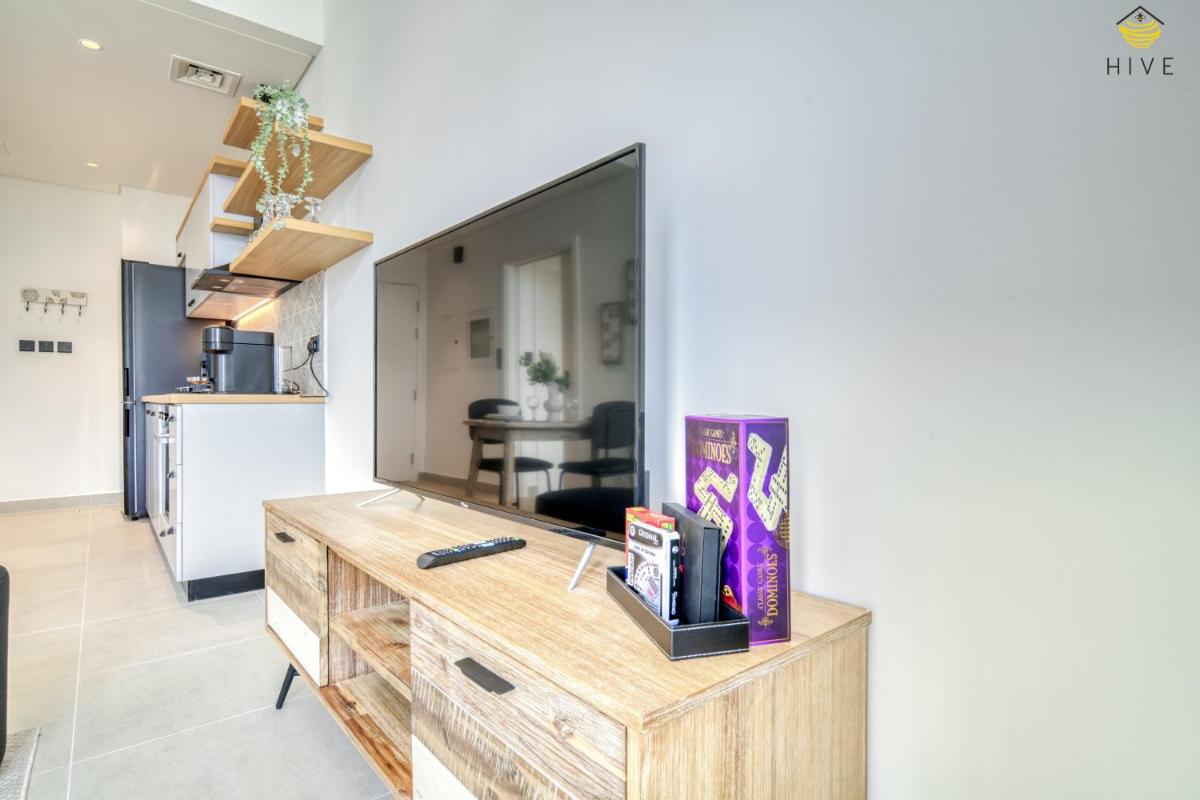 Beautiful 1 Bedroom apartment in Collective 2.0