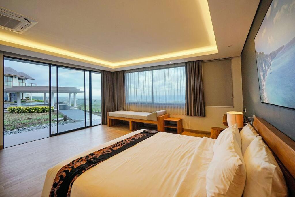 Grand Villa Uluwatu view 3