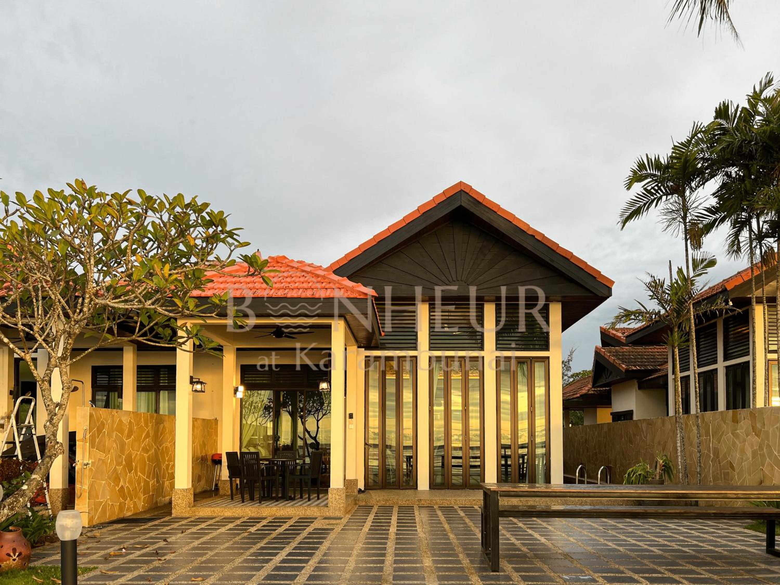 Bonheur at Karambunai