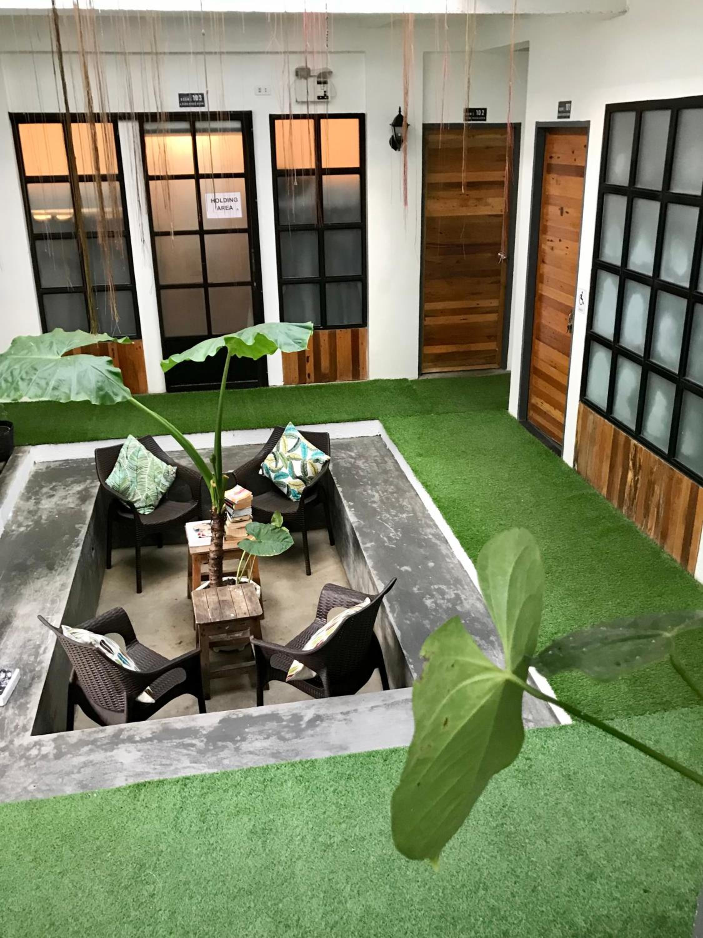 Avisala Hostel Coron view 2